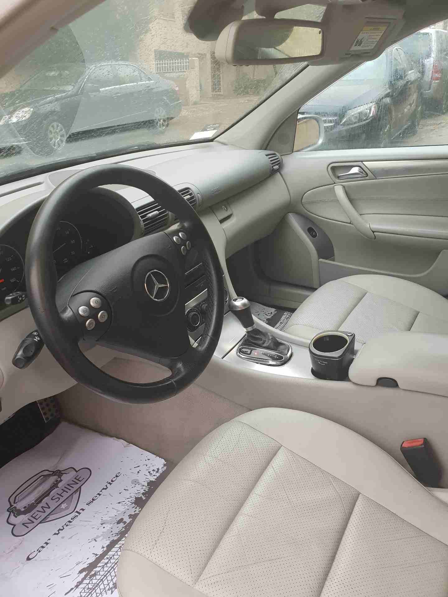 Mercedes c-class 2005 الإعفاءات
لا تنسَ أنك شاهدت هذا الإعلان في عنكبوت
مرسيدس 2005 c230
1800 cc...