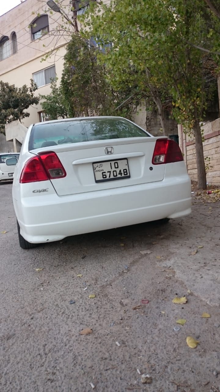 هوندا سيفيك هايبرد 2005
لا تنسَ أنك شاهدت هذا الإعلان في عنكبوت
فول كامل ما عدا الفتحه كشافات...