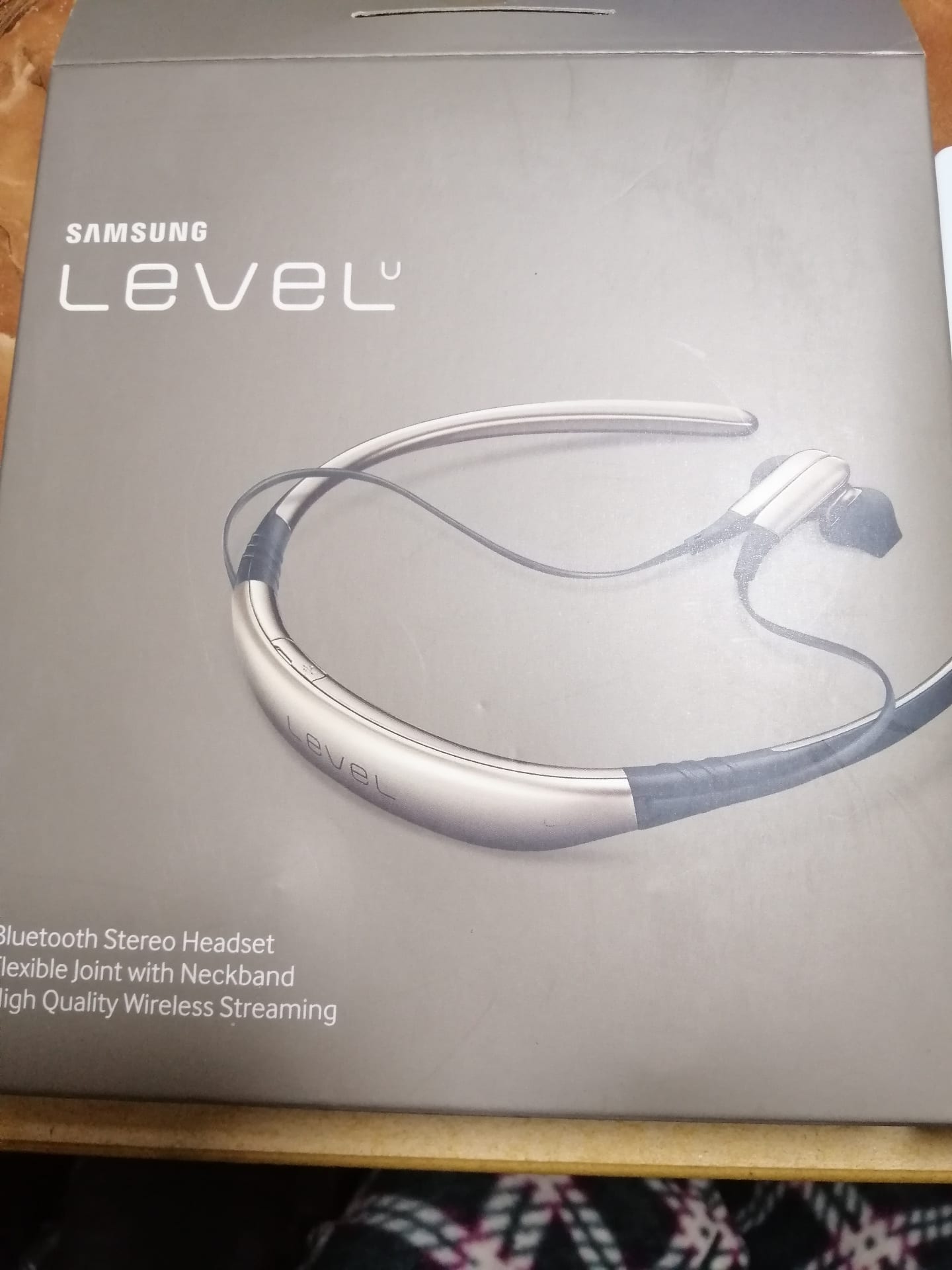 سماعات Samsung LEVEL الاصليه
لا تنسَ أنك شاهدت هذا الإعلان في عنكبوت
سماعات Samsung LEVEL الا...
