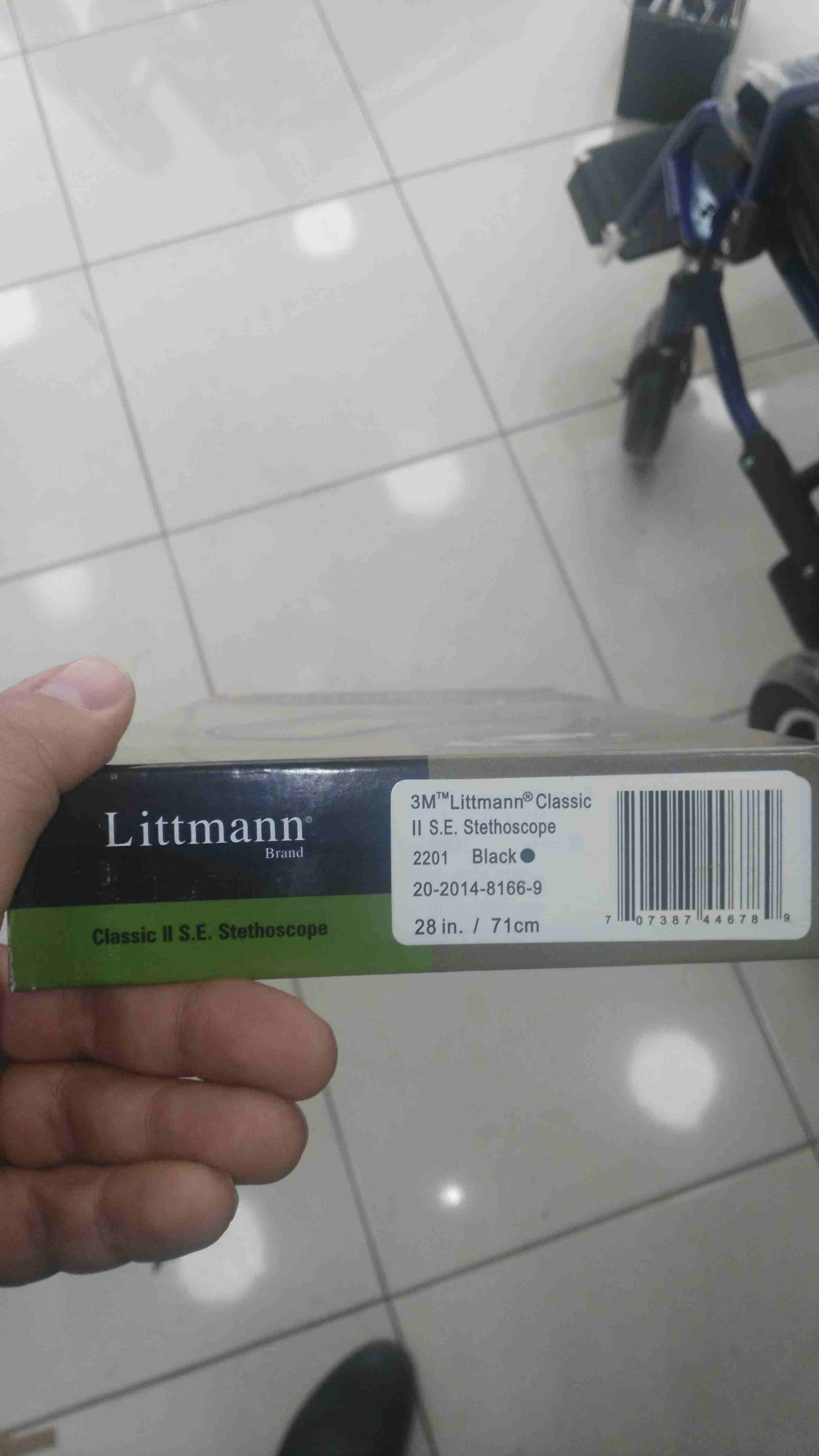 سماعات طبيب Littmann جديد صناعة امريكية
لا تنسَ أنك شاهدت هذا الإعلان في عنكبوت
سماعات طبيب جديد...