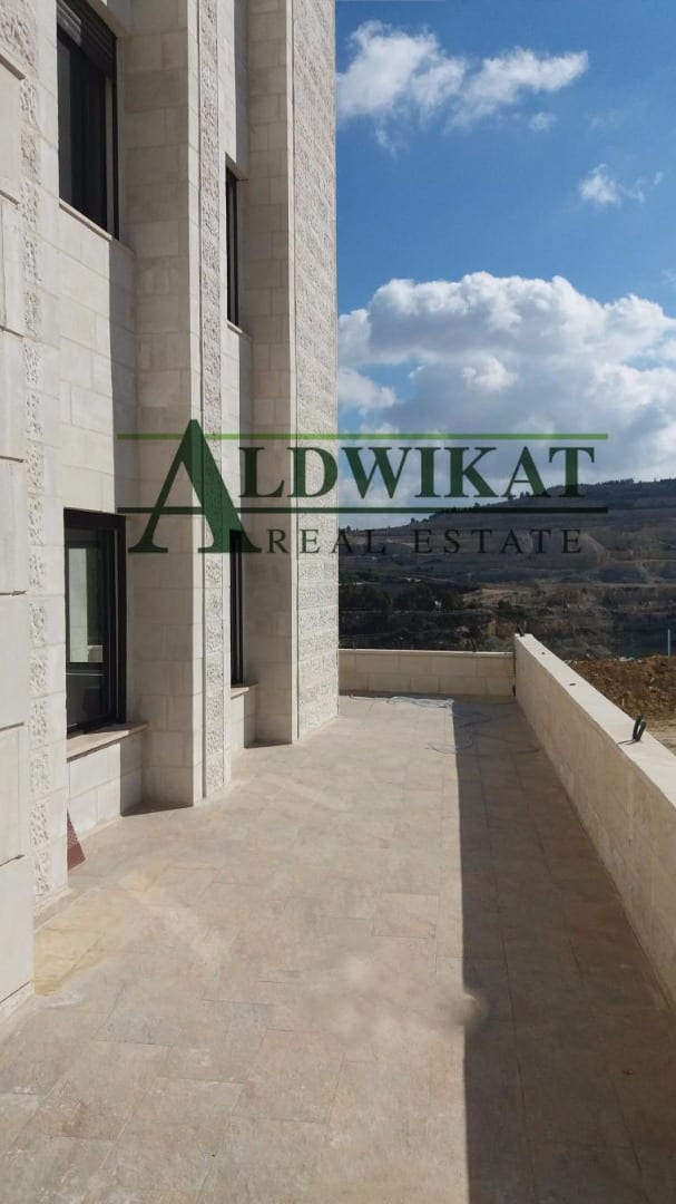 عمارة سكنية للبيع في منطقة الفحيص على 3 شوارع تتكون من 6 شقق
لا تنسَ أنك شاهدت هذا الإعلان في عنكبوت...