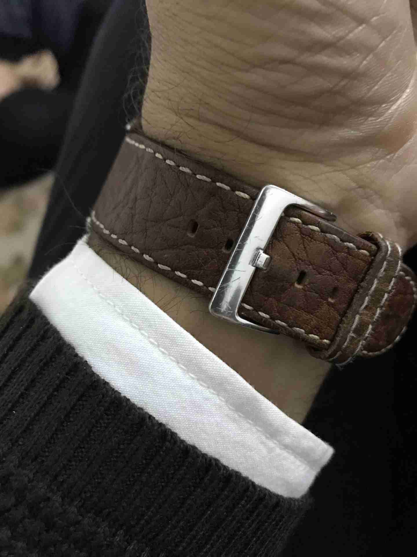 ساعه بريلتنغ كوبي هاي كوالتي صنف عالي وارد ماليزي
لا تنسَ أنك شاهدت هذا الإعلان في عنكبوت
عد...