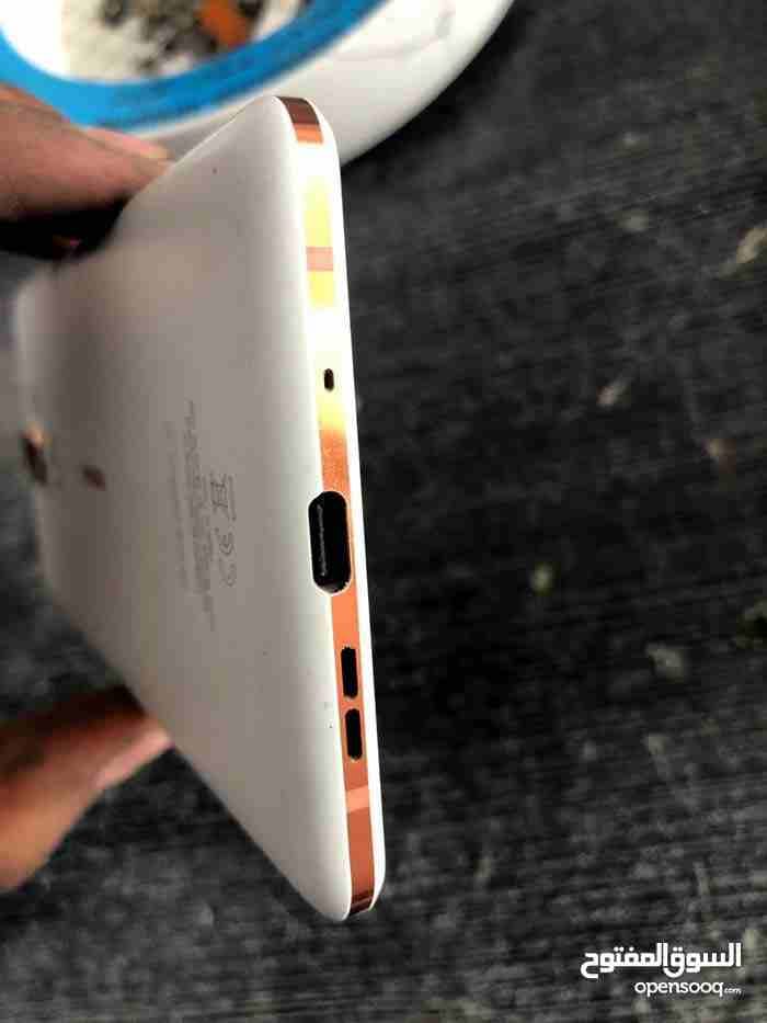 Nokia 7 plus الكاميرا الرئيسية خربانة
لا تنسَ أنك شاهدت هذا الإعلان في عنكبوت
الجهاز مكسورة في زج...
