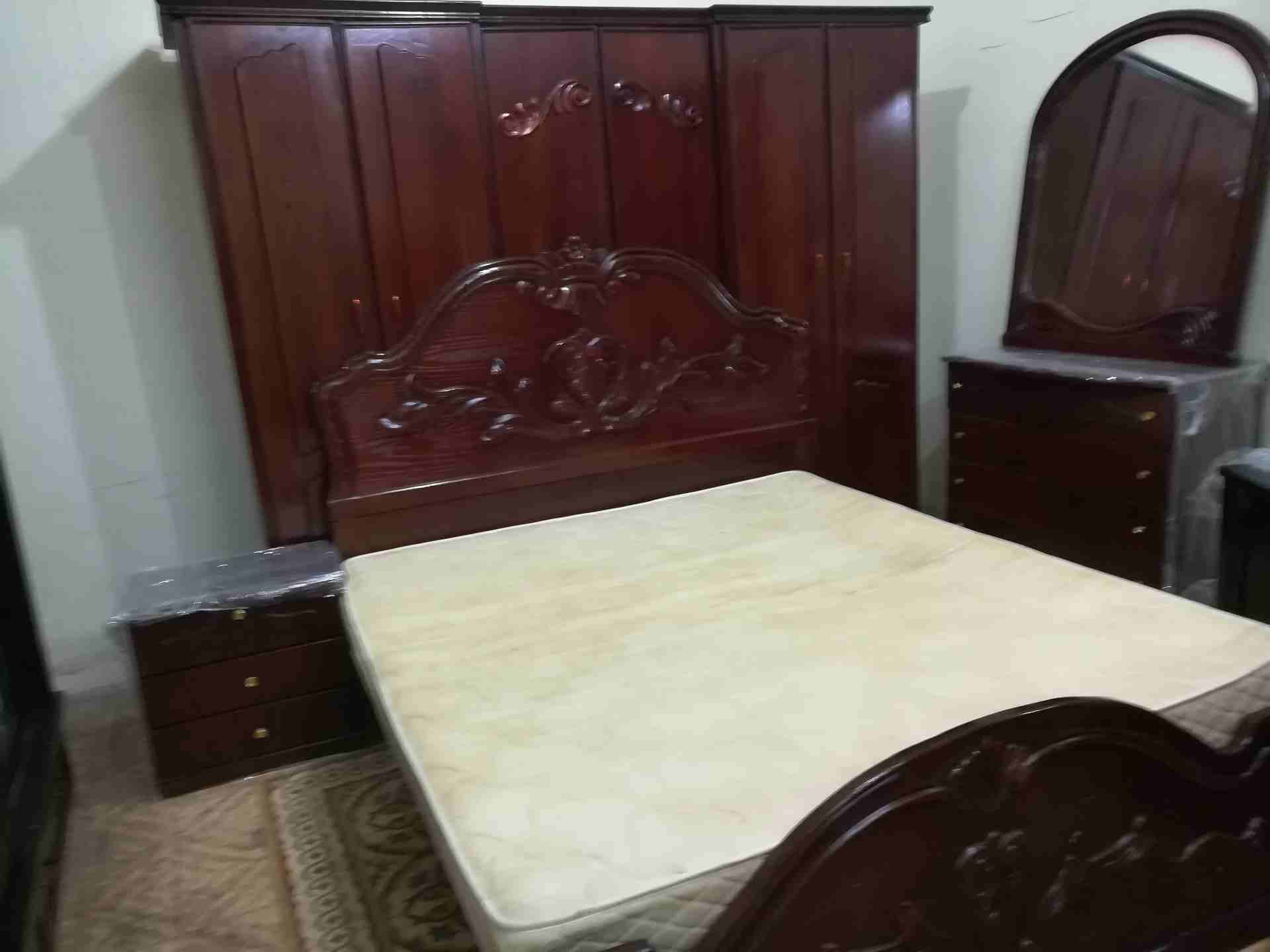 غرفة نوم لاتيه 24 تفصيل بحال الوكاله بسعر مغري 240 دينار
لا تنسَ أنك شاهدت هذا الإعلان في عنكبوت...
