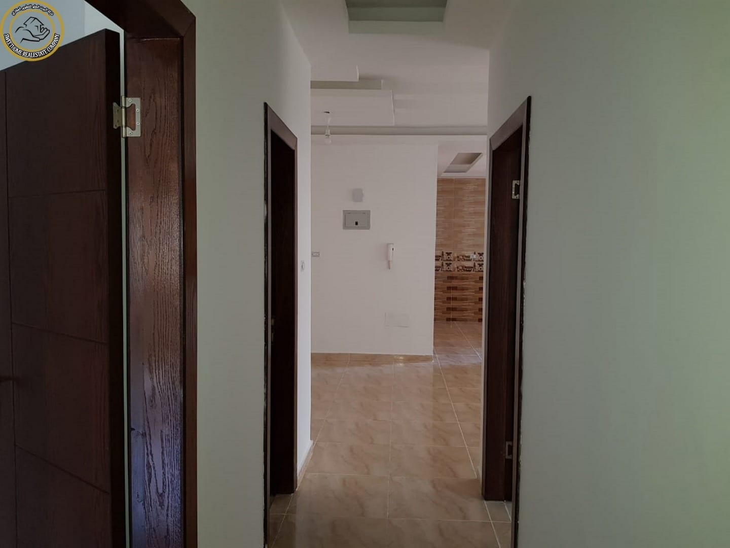 شقة ارضية مميزة للبيع في الجاردنز 165م مع ترس 50م تشطيب سوبر ديلوكس
لا تنسَ أنك شاهدت هذا الإعلان في عنكبوت...