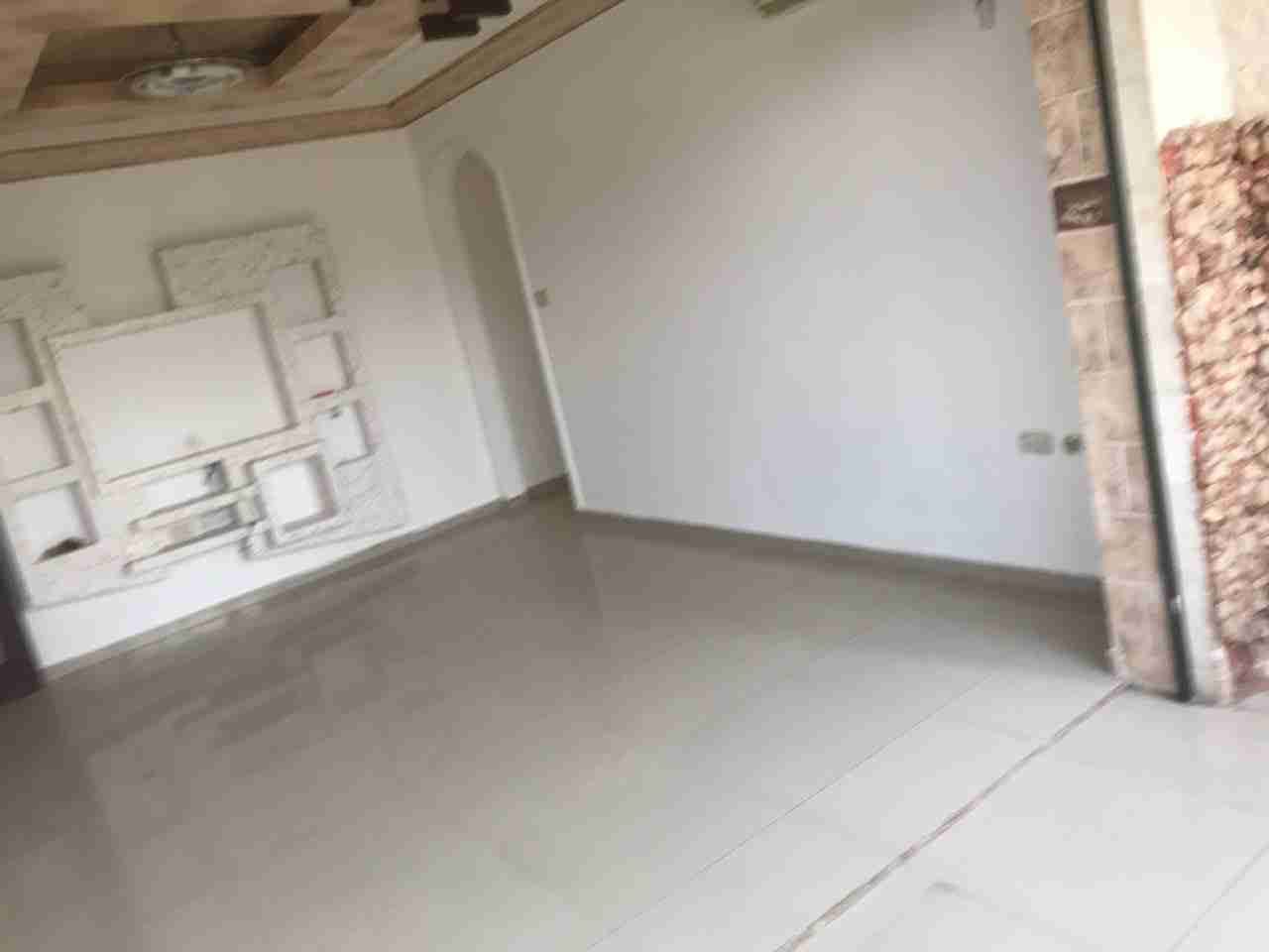 شقه في الجاردنز بحالة ممتازة 178 متر طابق ارضي
لا تنسَ أنك شاهدت هذا الإعلان في عنكبوت
منزل ف...