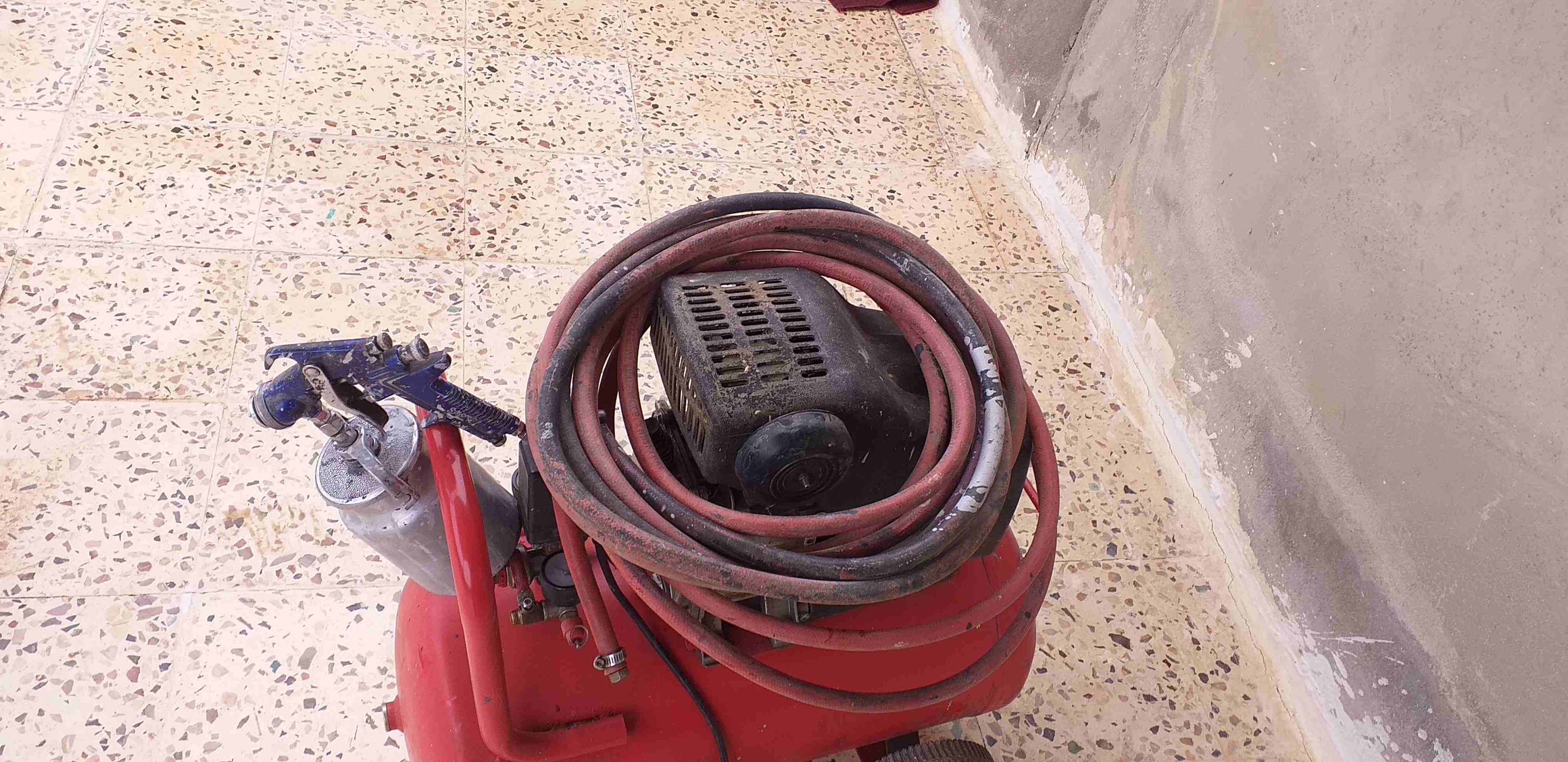 كمبريسة هواء مع فرد رش وبربيش
لا تنسَ أنك شاهدت هذا الإعلان في عنكبوت
كمبريسة دهان50 ليتر استعمال...