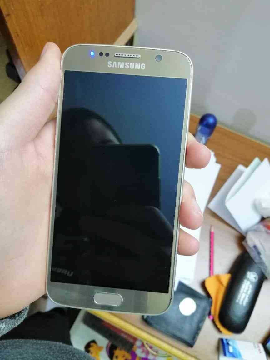 سامسونج اس 6 S6 لون ذهبي نفس الوكاااله معه كل اغراضه للبيع او للبدل
لا تنسَ أنك شاهدت هذا الإعلان في عنكبوت...