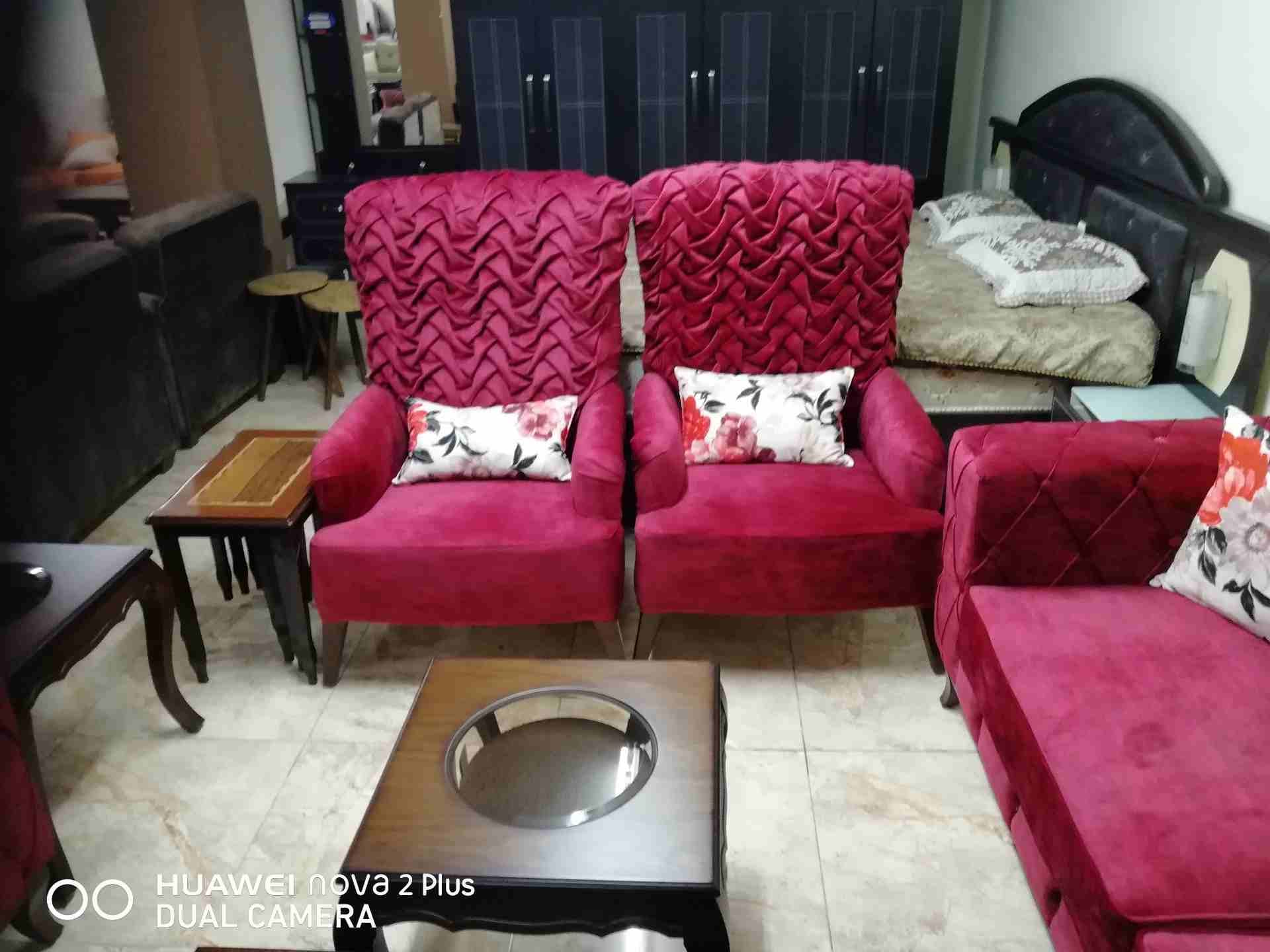 طقم جلوس موديل اضنا
لا تنسَ أنك شاهدت هذا الإعلان في عنكبوت
طقم مميز تحت إنتاج أمهر الخياطين و ا...