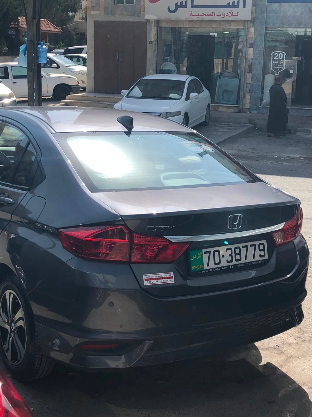هوندا سيتي فل كامل ابتداء من 17 دينار موديل 2018
لا تنسَ أنك شاهدت هذا الإعلان في عنكبوت
هوند...