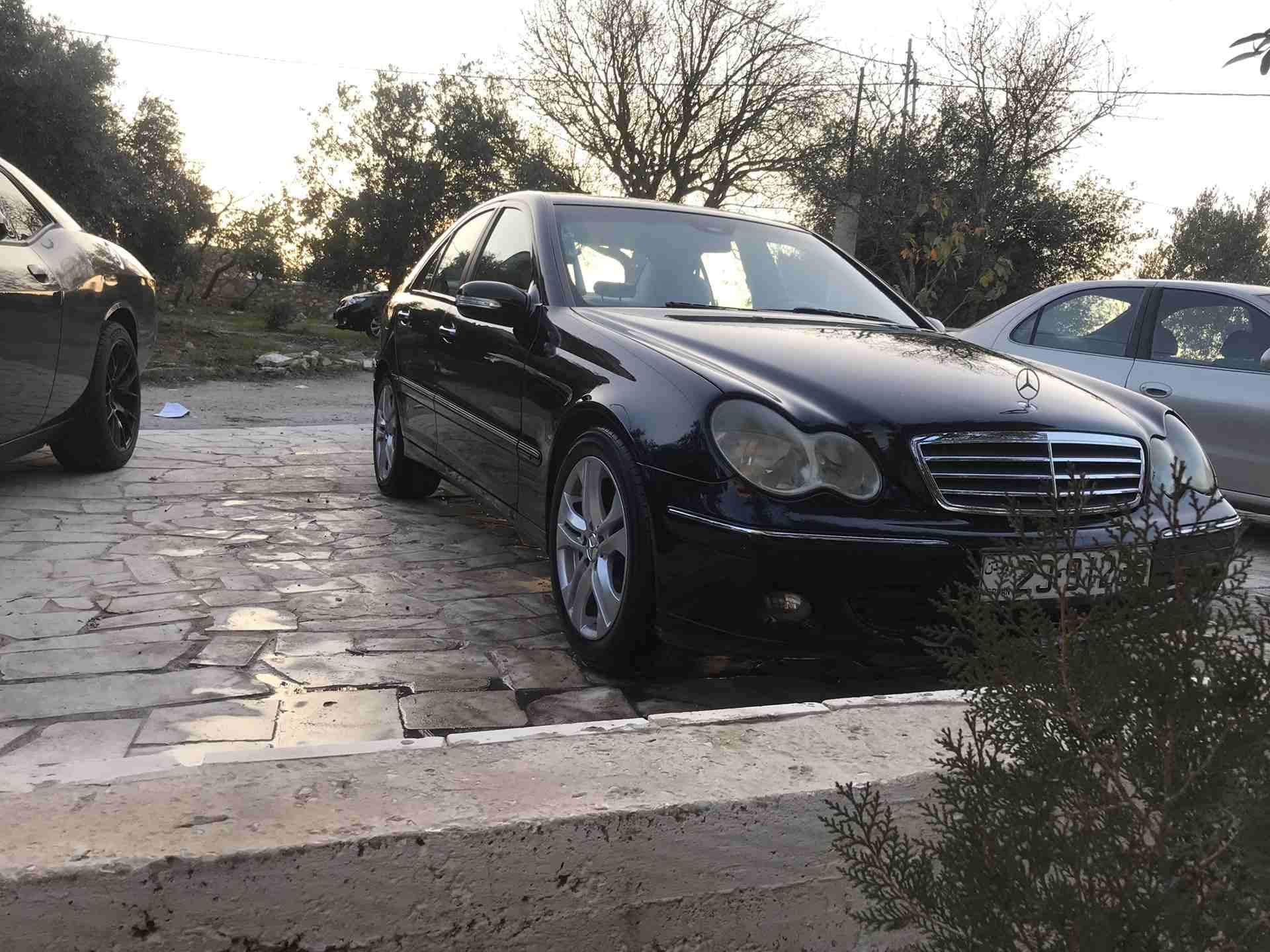 مرسيدس c200 لون اسود 2005 فحص كامل ولا ملاحظه مميزه جدا
لا تنسَ أنك شاهدت هذا الإعلان في عنكبوت
م...