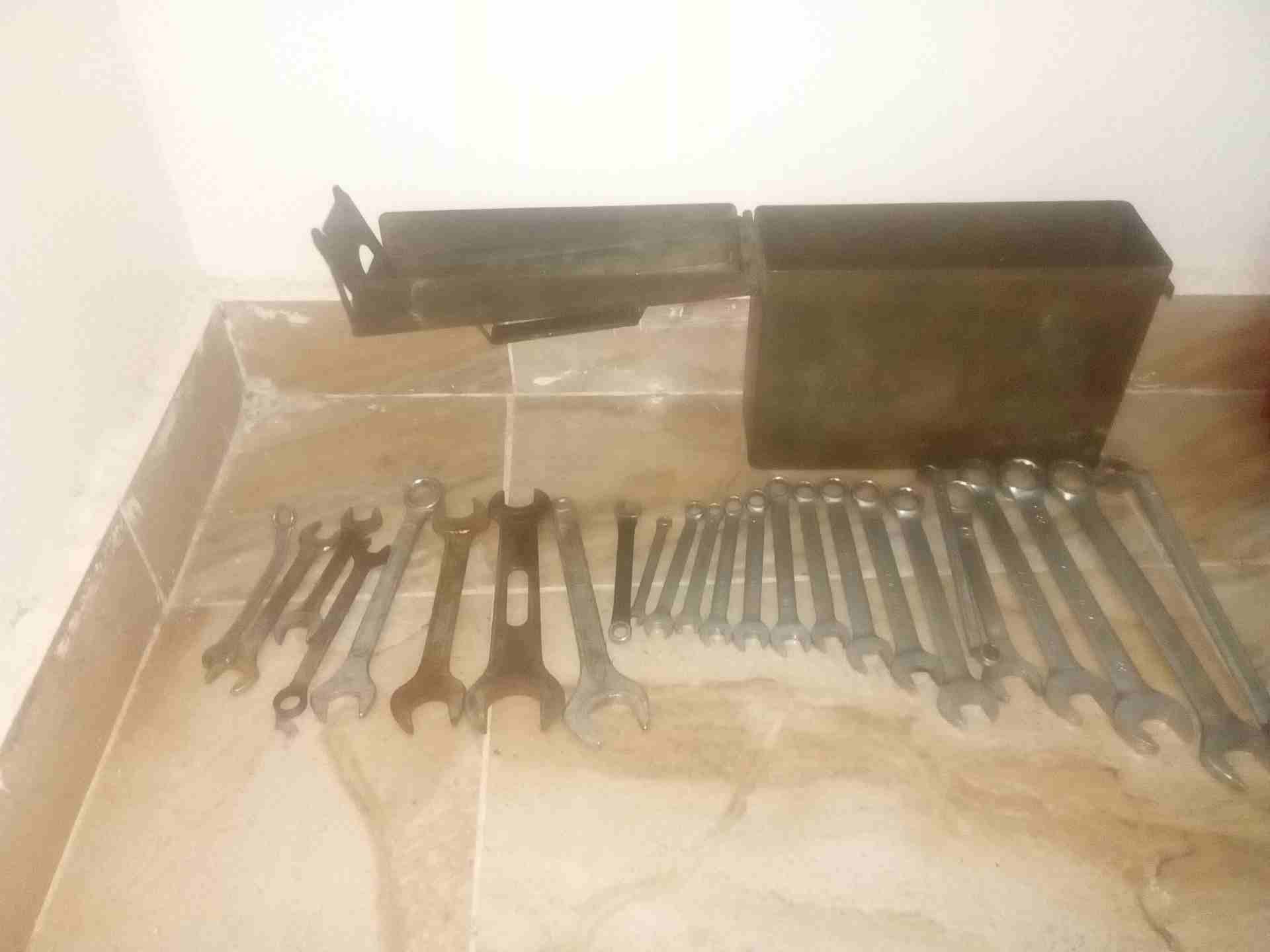 كل الأدوات والمعدات الي بصور للبيع بجمله
لا تنسَ أنك شاهدت هذا الإعلان في عنكبوت
للبيع بسعر الحرق...