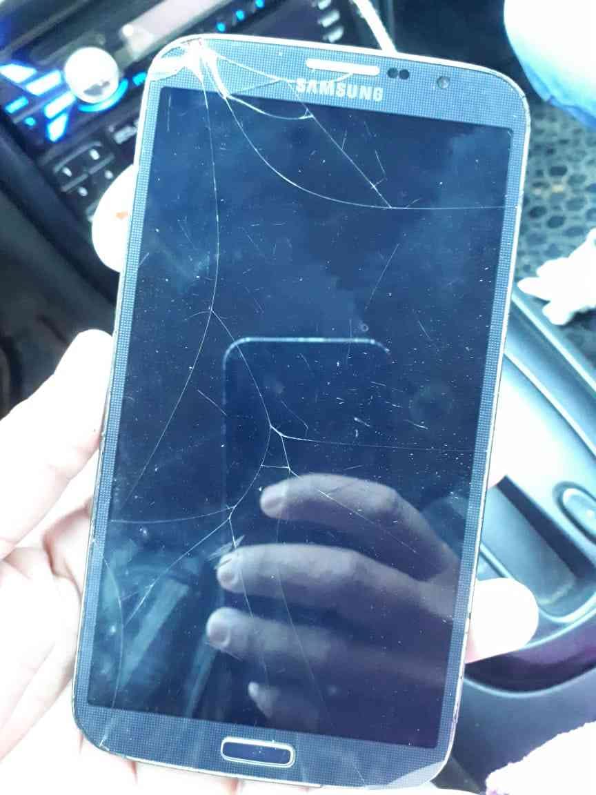 جهاز سامسونج
لا تنسَ أنك شاهدت هذا الإعلان في عنكبوت
سامسونج ميقا خط واحد طش مكسور جهاز شغال...