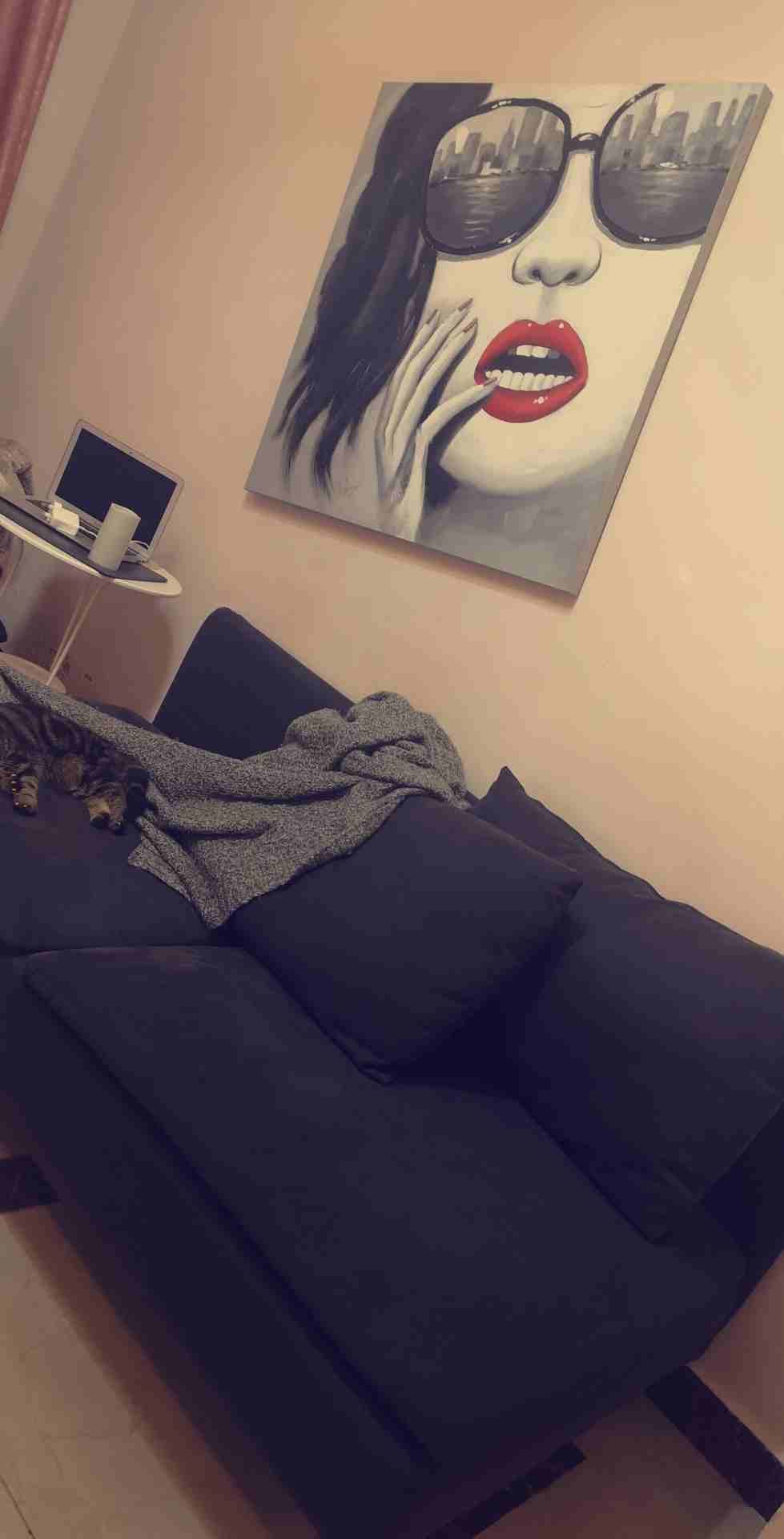 عفش للبيع بحالة الجديد
لا تنسَ أنك شاهدت هذا الإعلان في عنكبوت
العفش للبيع كاااااااامل بداعي السف...