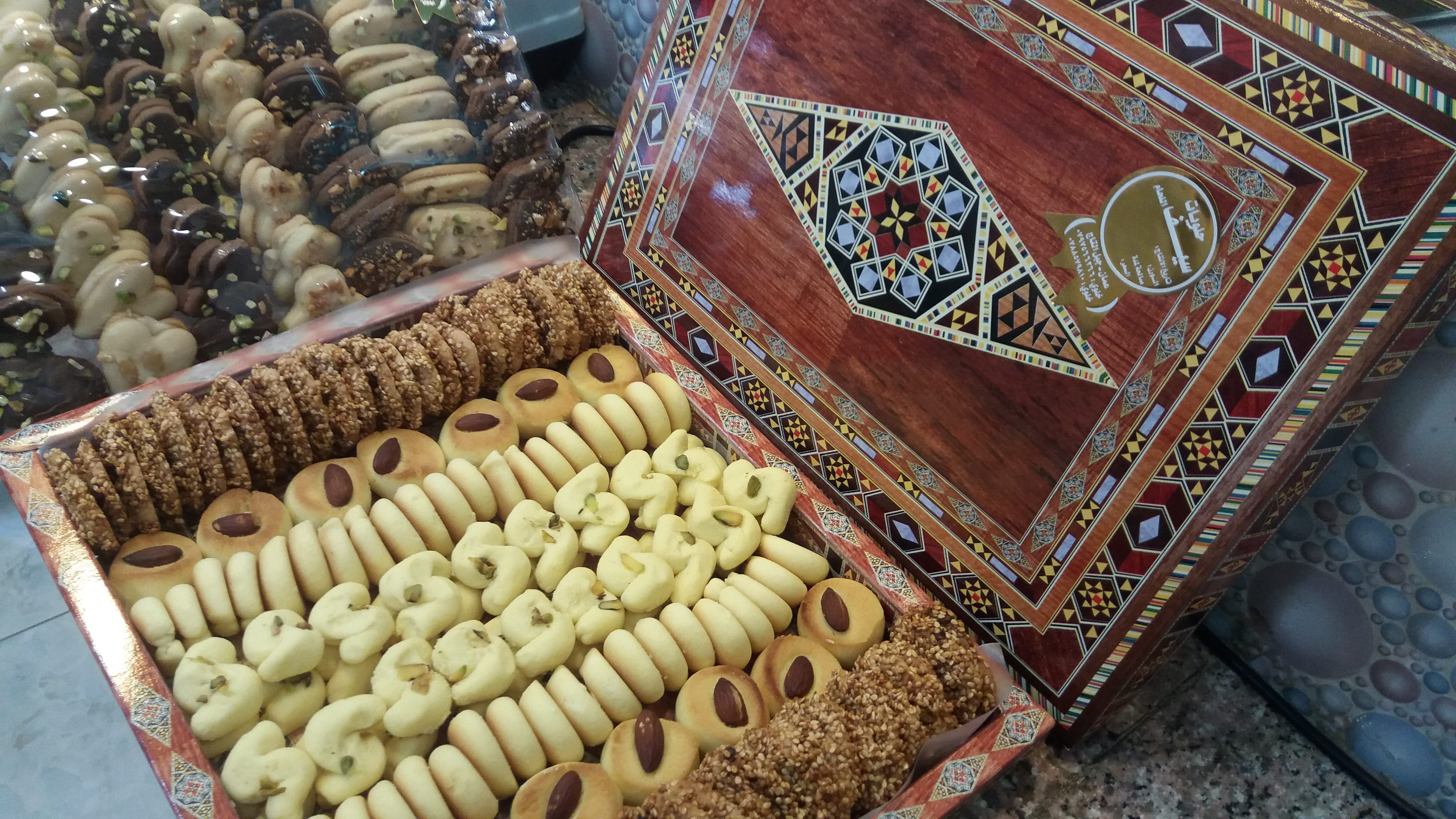 غريبه زائد براتب
لا تنسَ أنك شاهدت هذا الإعلان في عنكبوت
5...