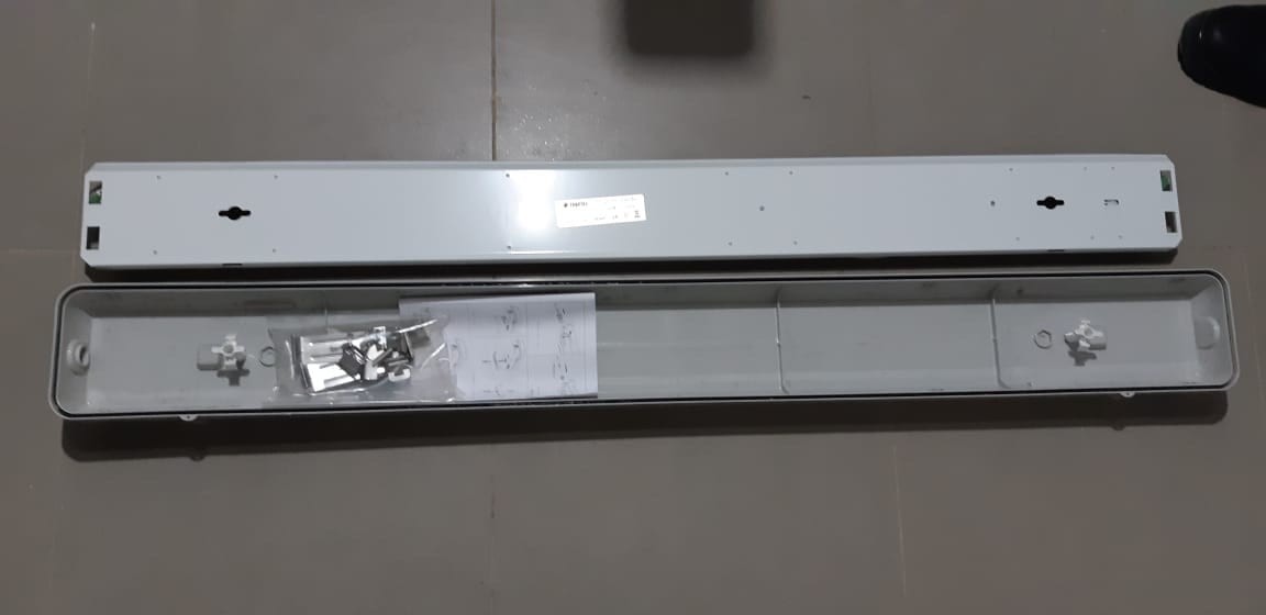 نيون مطري عدد 3
لا تنسَ أنك شاهدت هذا الإعلان في عنكبوت
نيون مطري مفرد عدد2 ومجوز عدد 1 محول...