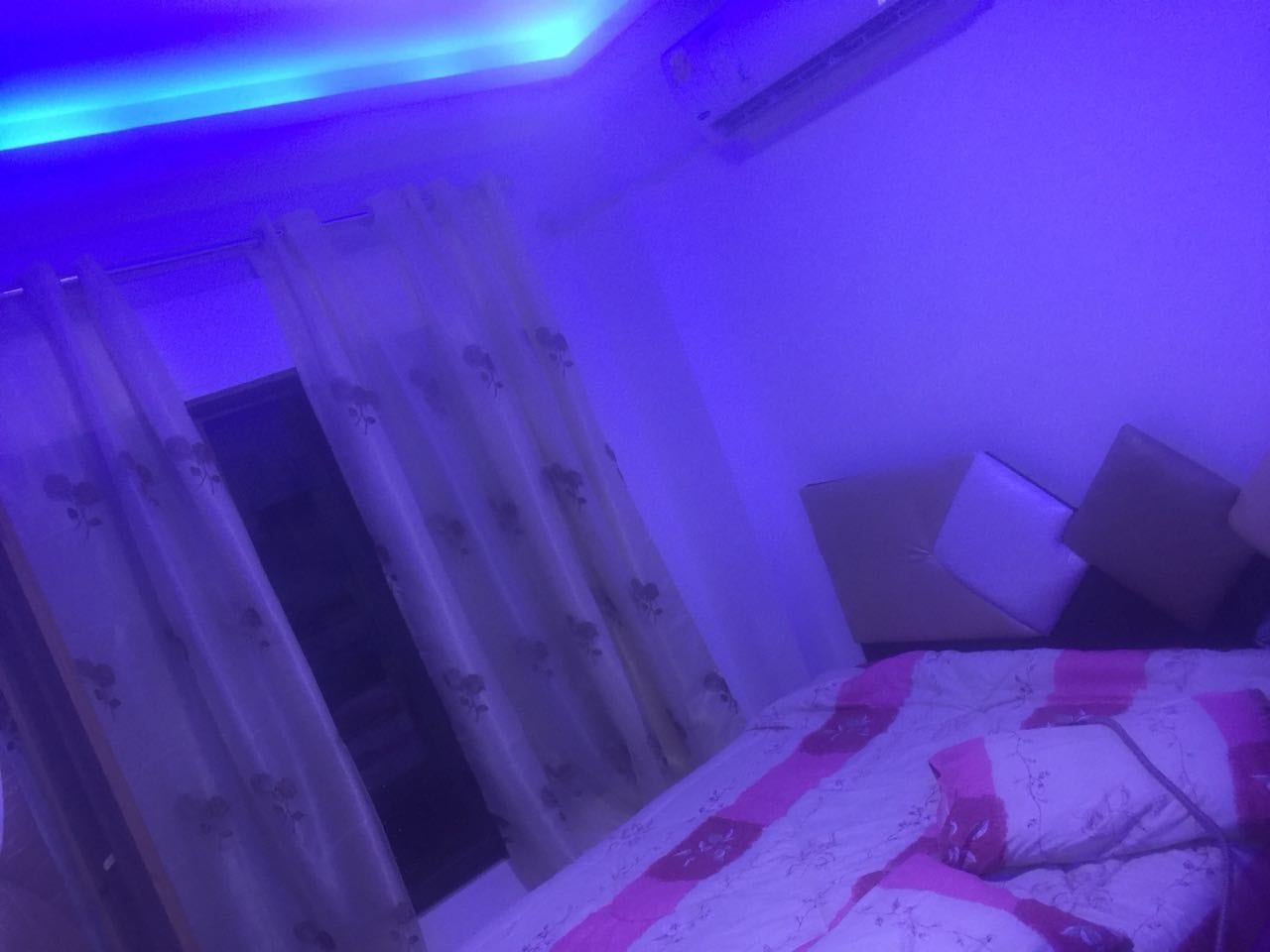 استديوهات فاخره للايجار يومي او اسبوعي على الدوار السابع
لا تنسَ أنك شاهدت هذا الإعلان في عنكبوت...