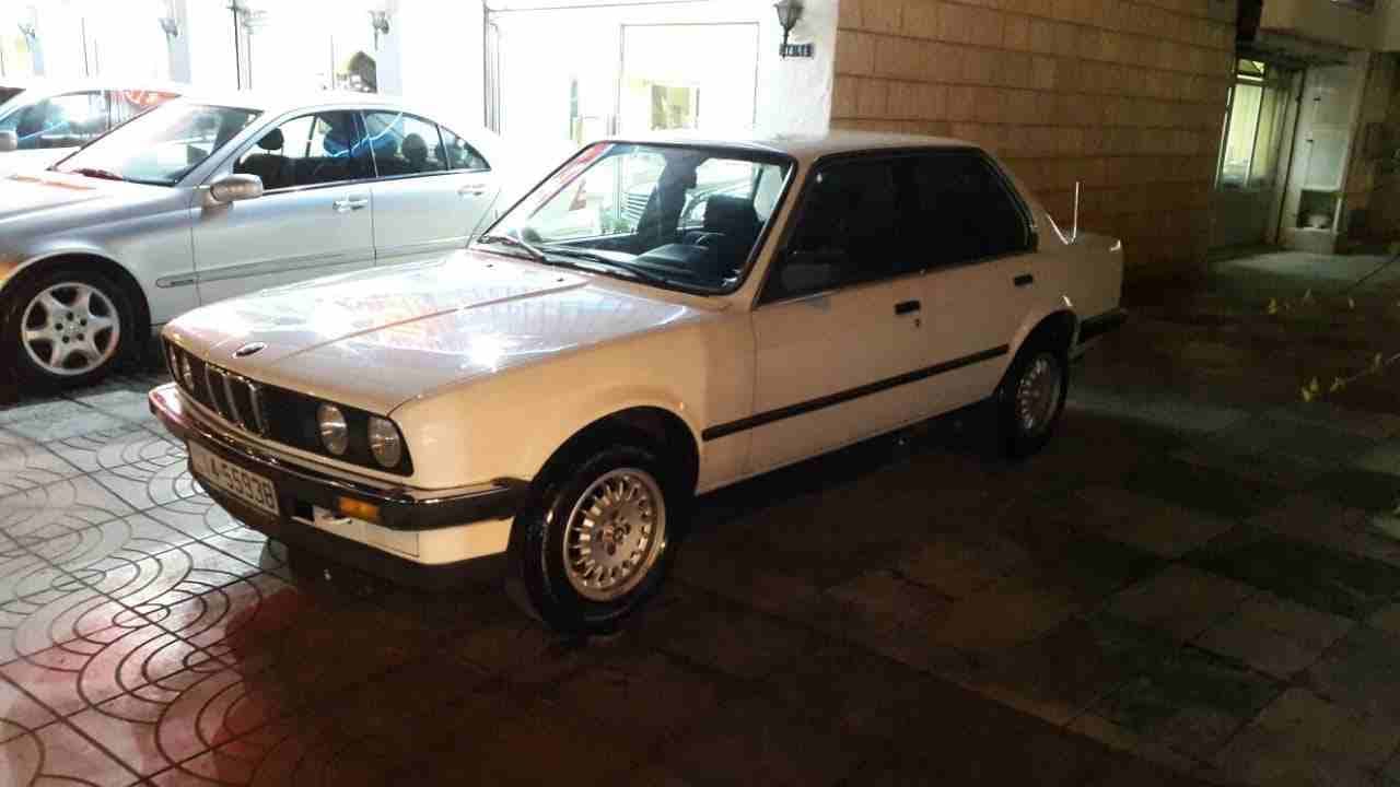 BMW 320 للبيع
لا تنسَ أنك شاهدت هذا الإعلان في عنكبوت
السيارة بحالة
دهان الوكالة -فل كامل ما عدا...