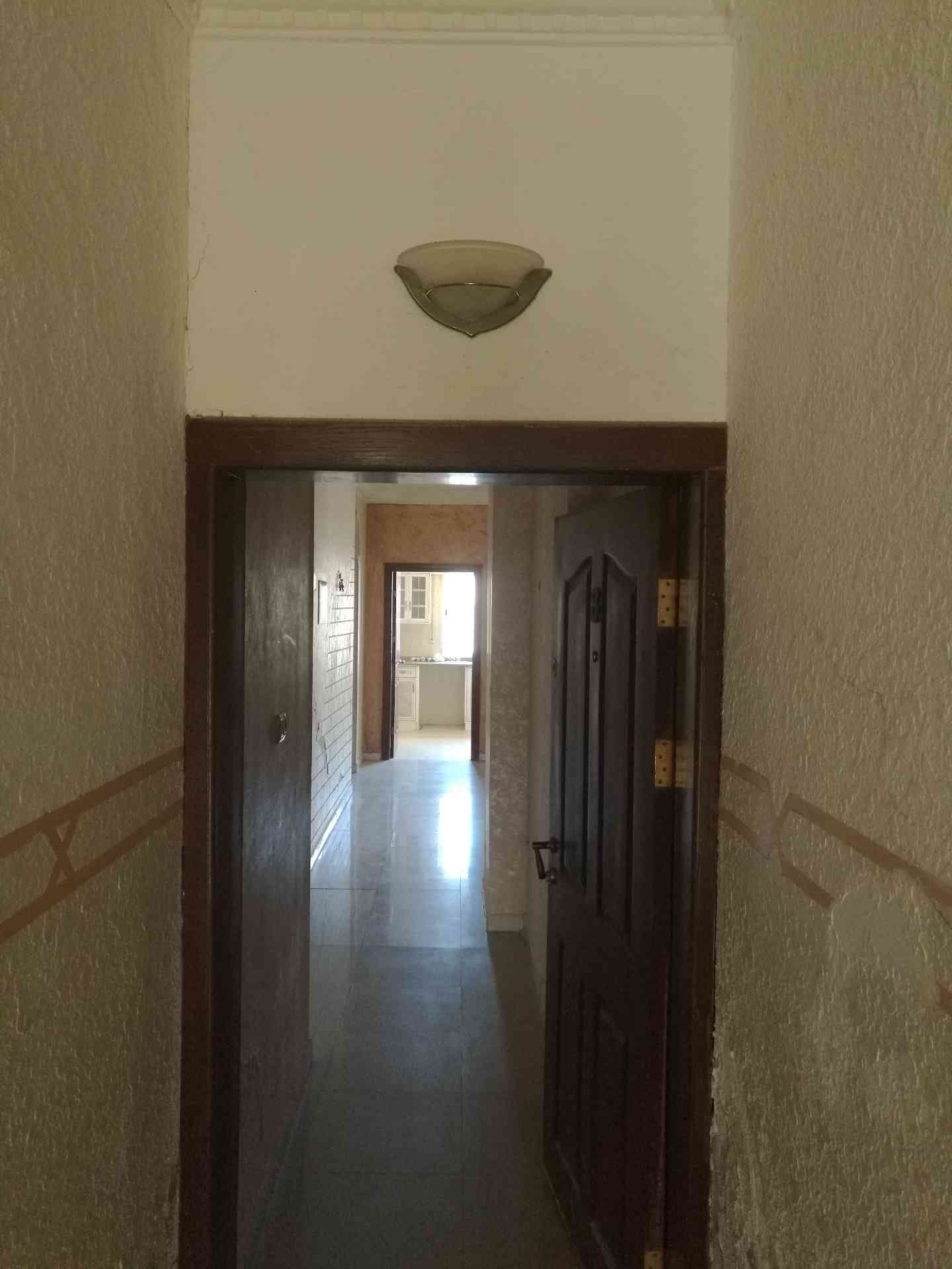 عمان، طبربور، إسكان أبو عليا
لا تنسَ أنك شاهدت هذا الإعلان في عنكبوت
شقه مساحه 125 متر مربع،...