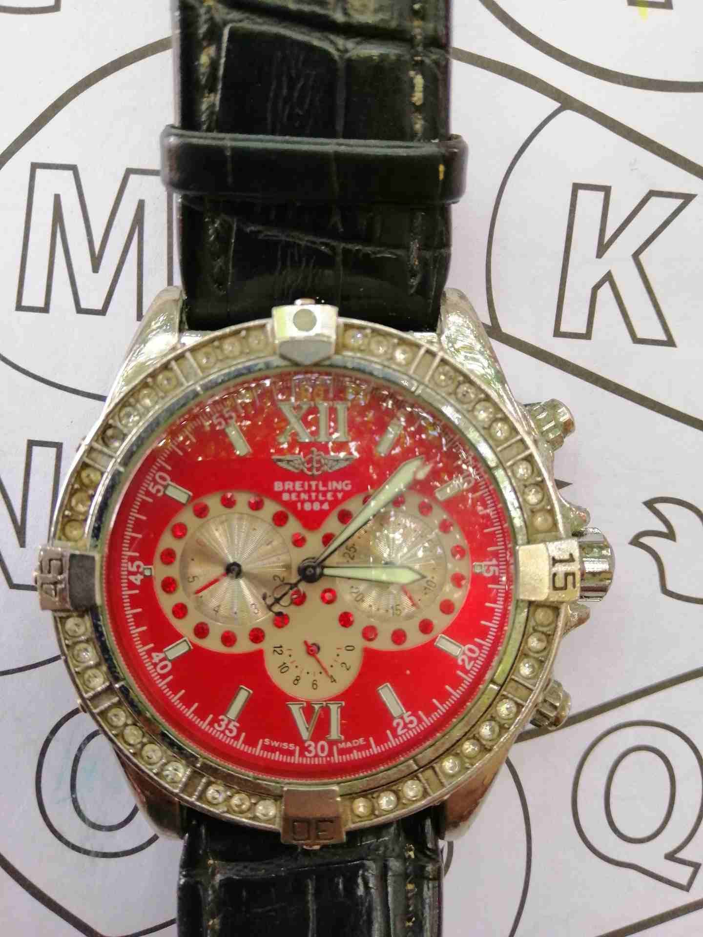 ساعه برتلنج اصلي لون احمر 1884
لا تنسَ أنك شاهدت هذا الإعلان في عنكبوت
BREITLING BENTLEY 1884
ساع...