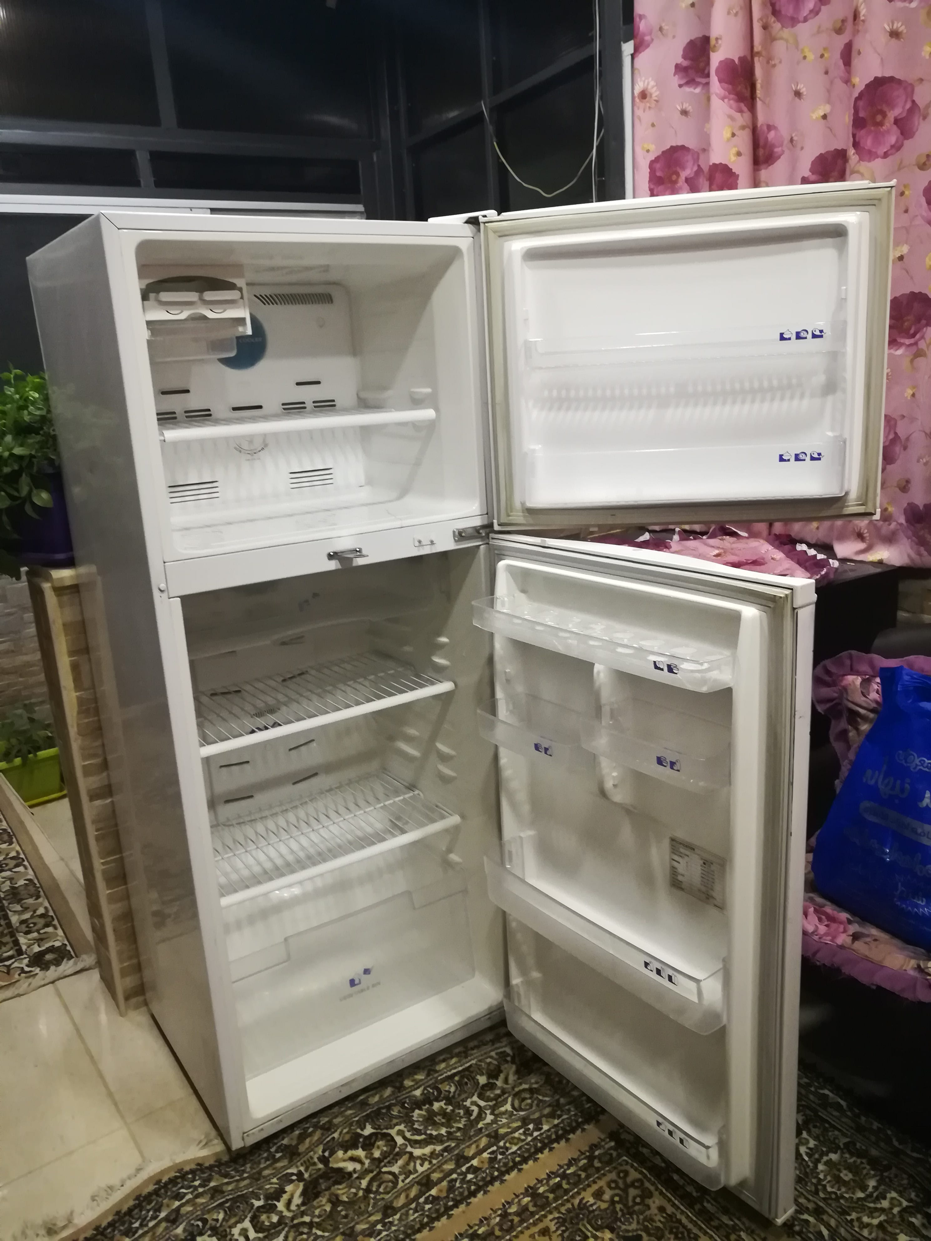 ثلاجة سامسونغ 21 قدم بحالة جيدة جدا
لا تنسَ أنك شاهدت هذا الإعلان في عنكبوت
ثلاجة سامسونغ 21...