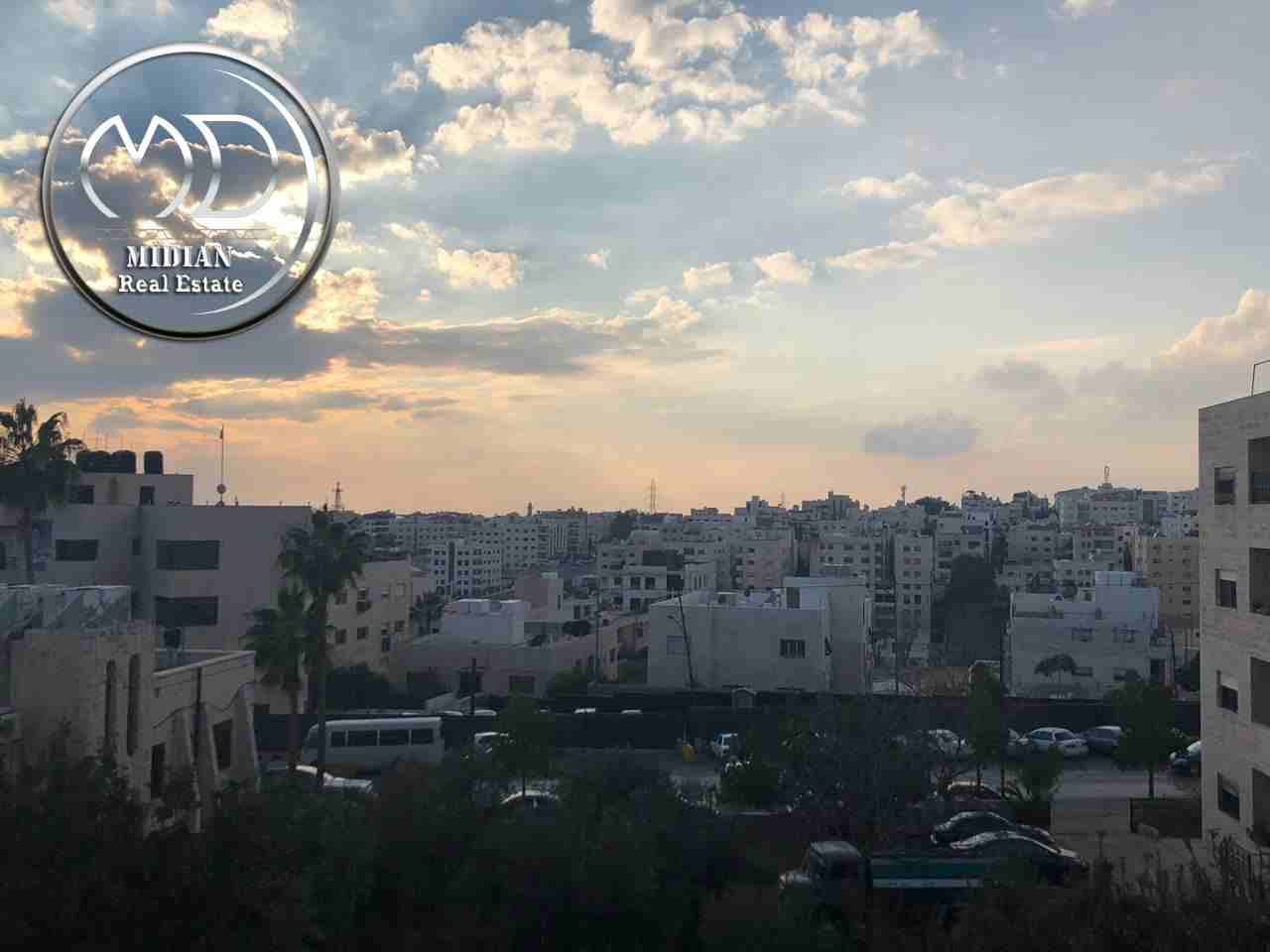 فيلا مستقلة للبيع او للايجار في الجندويل مساحه 880م تشطيبات سوبر فاخره وحدائق واسعة
لا تنسَ أنك شاهدت هذا الإعلان في عنكبوت...