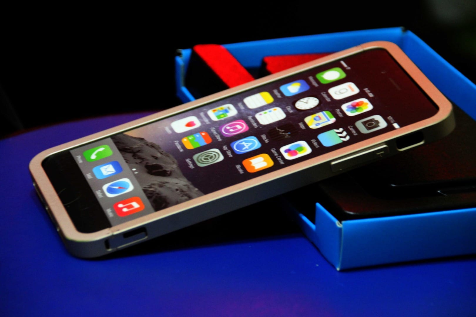 كفر جانبي ذهبي للايفون 6/7/8 بلص new iphone cover for 6 7 8 plus
لا تنسَ أنك شاهدت هذا الإعلان في عنكبوت...
