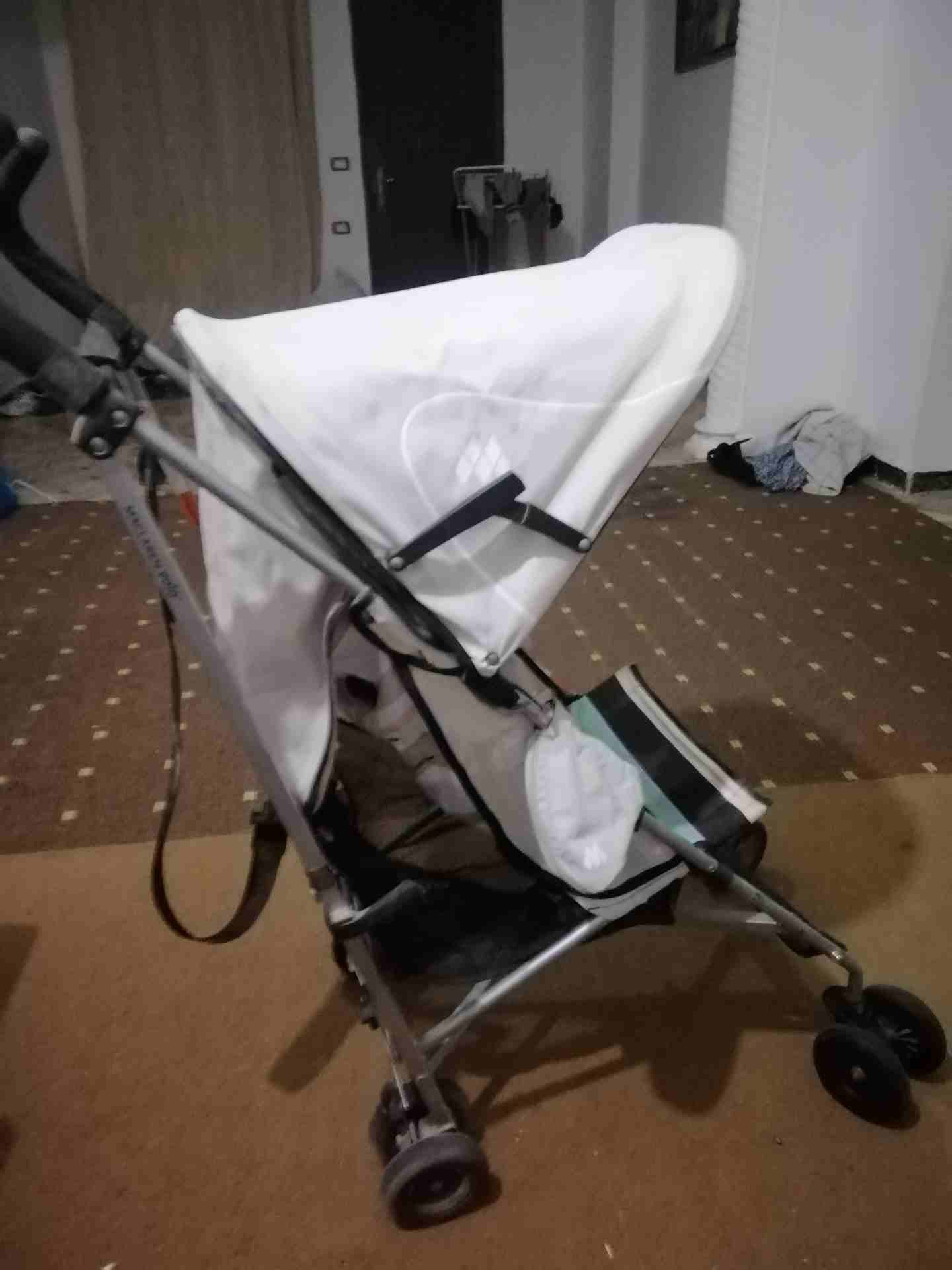 عربة أطفال نوع Maclaren volo للبيع
لا تنسَ أنك شاهدت هذا الإعلان في عنكبوت
عربة أطفال نوع Maclare...