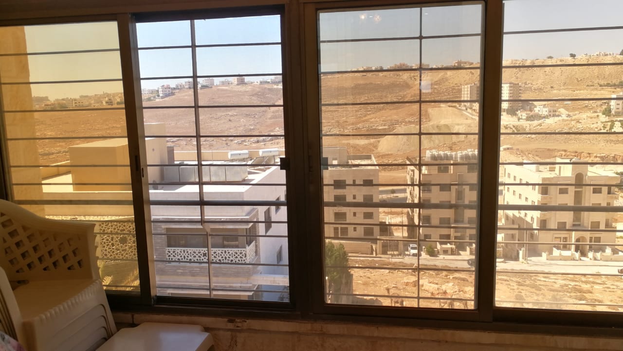 شقة مفروشة للايجار قريبة من جامعة العلوم التطبيقية
لا تنسَ أنك شاهدت هذا الإعلان في عنكبوت
شق...