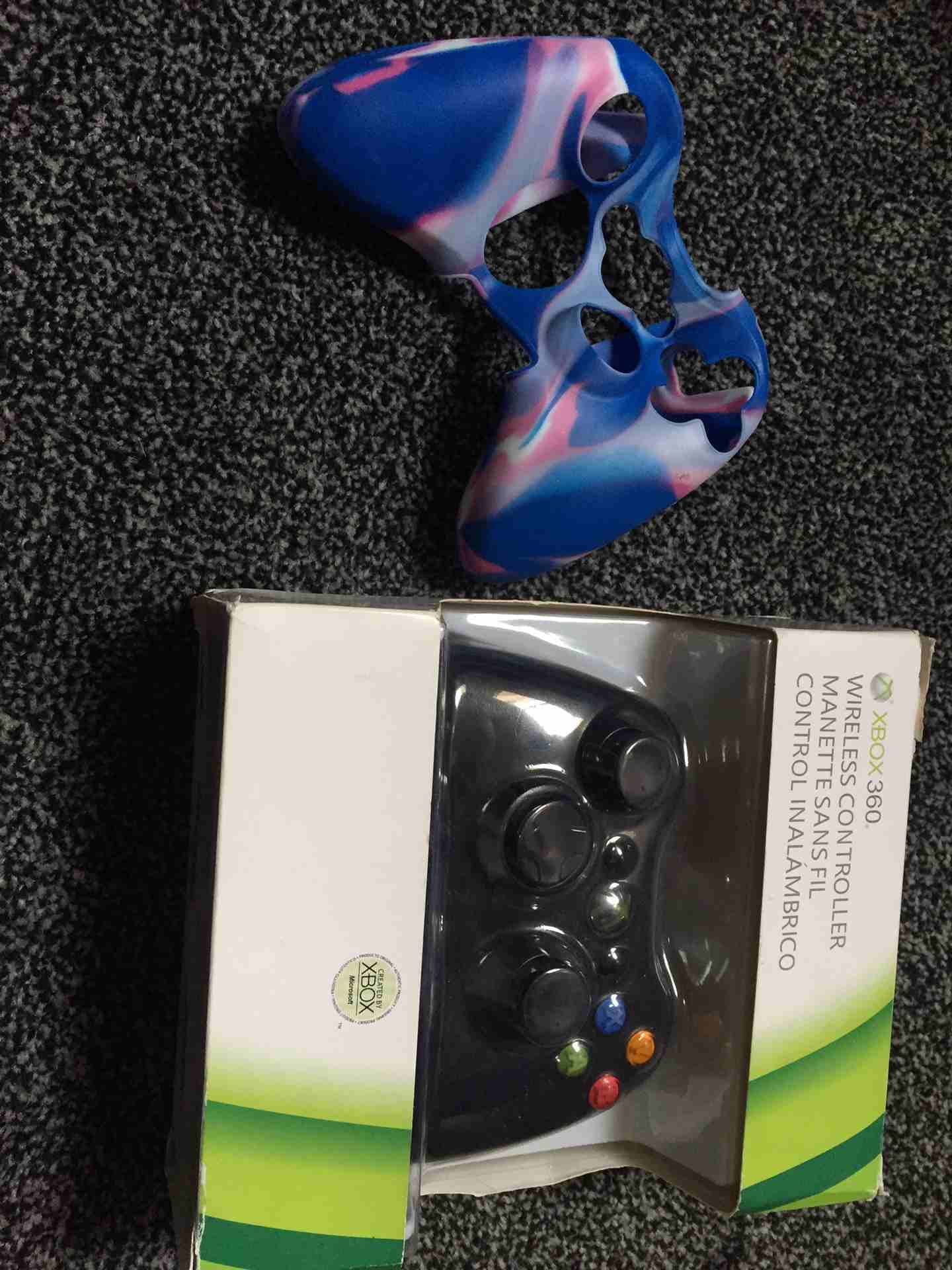 يد اكس بوكس بسعر مغري xbox 360 مع كفر لليد
لا تنسَ أنك شاهدت هذا الإعلان في عنكبوت
يد اكس بوكس 36...