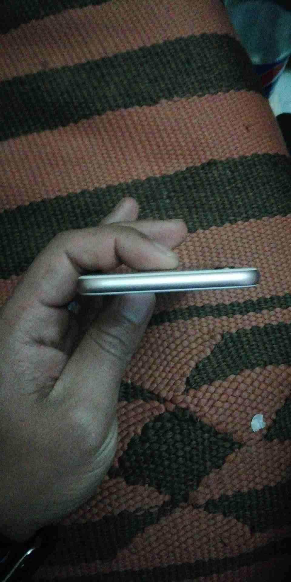 ايفون 6s
لا تنسَ أنك شاهدت هذا الإعلان في عنكبوت
ايفون 6s 16G لون جولد روز بحالة الوكاله بس البصم...