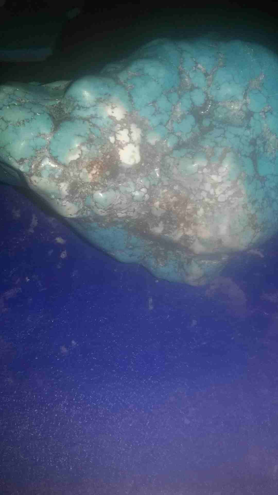 حجر فيروز رضوي نادر من نوعه وحجمه
لا تنسَ أنك شاهدت هذا الإعلان في عنكبوت
حجر فيروز رضوي نادر من...