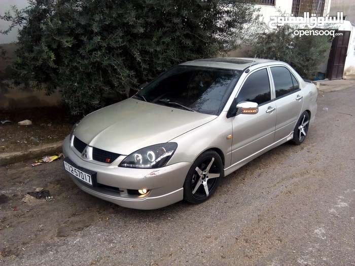 ميتسوبيشي لا نسر 2004 اربع جيد معدله من البوز للطيز فحصها اربعه جيد
لا تنسَ أنك شاهدت هذا الإعلان في عنكبوت...
