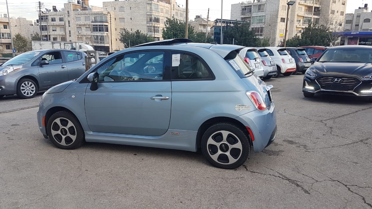 2015 FIAT 500E BASE بانوراما
لا تنسَ أنك شاهدت هذا الإعلان في عنكبوت
2015 FIAT 500E بانوراما...