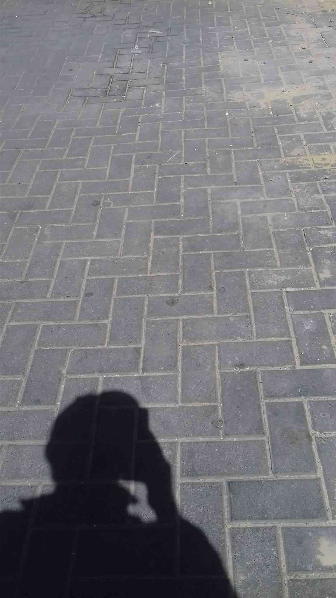معلم بلاط طينه ولاسق ومعلم شحف بشتغل بليوميه 35دينارهاتف 0795613892
لا تنسَ أنك شاهدت هذا الإعلان في عنكبوت...