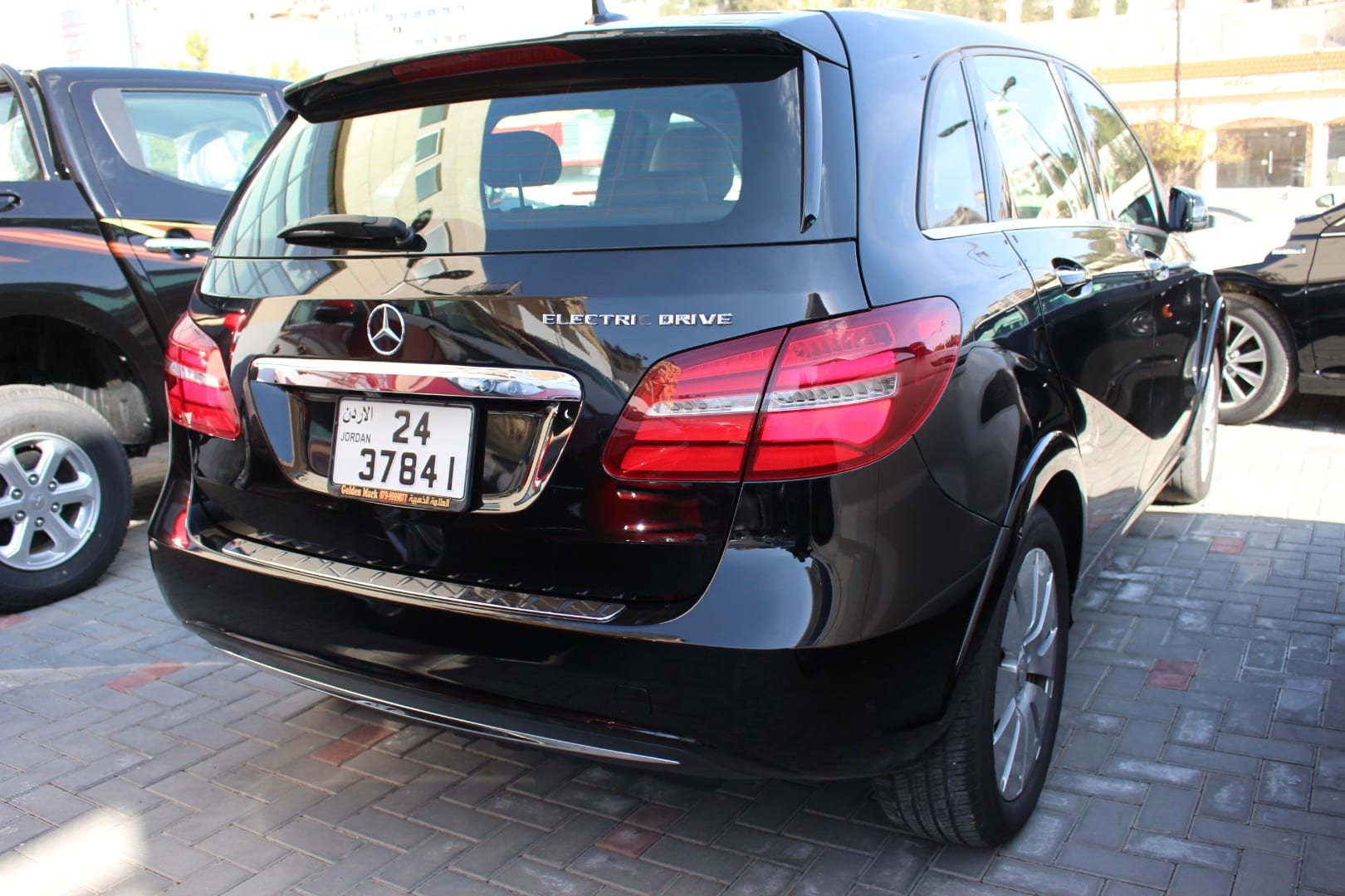 مرسيدس B250 كهرباء كامل 2015
لا تنسَ أنك شاهدت هذا الإعلان في عنكبوت
مرسيدس B250 كهرباء كامل...