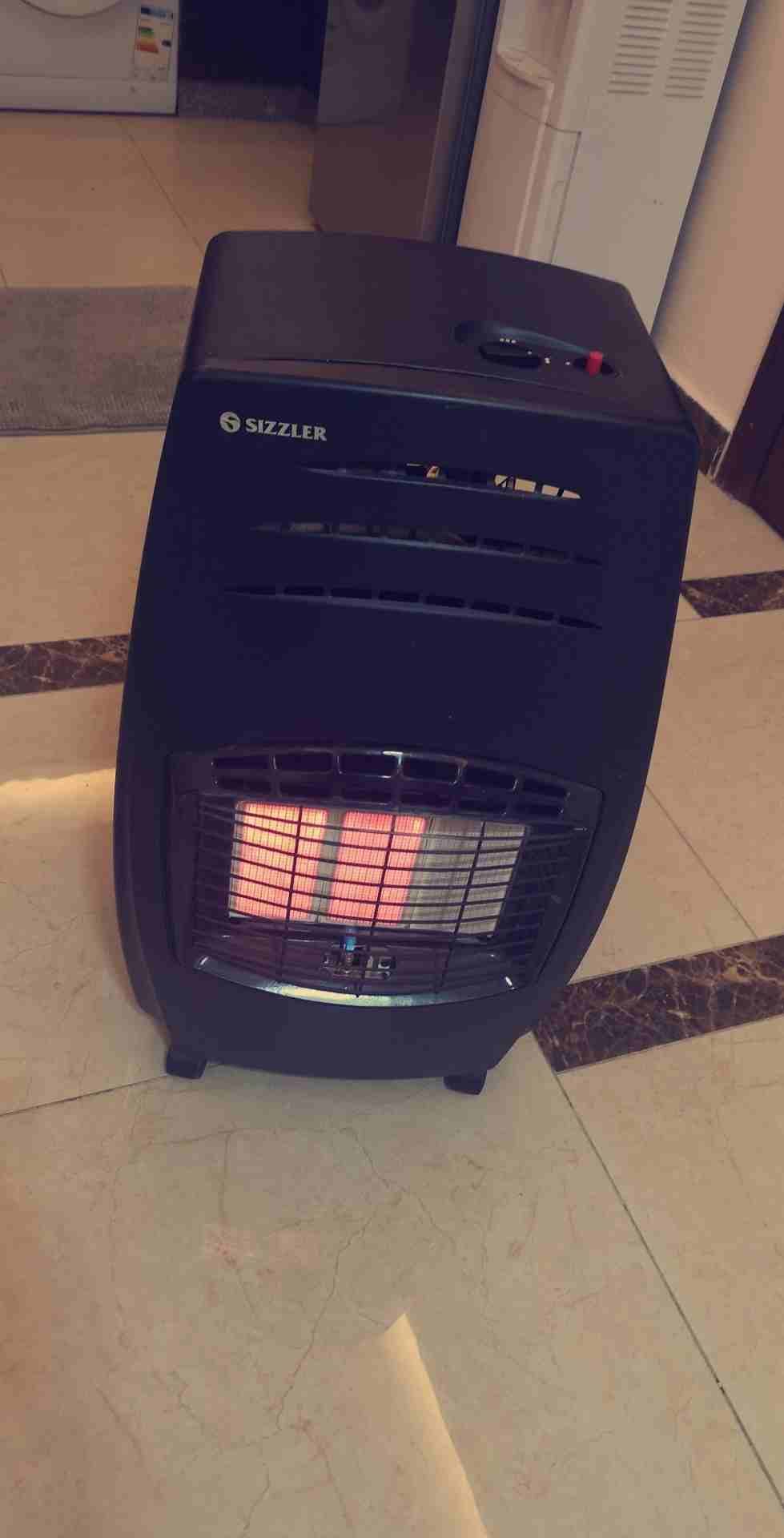 عفش للبيع بحالة الجديد
لا تنسَ أنك شاهدت هذا الإعلان في عنكبوت
العفش للبيع كاااااااامل بداعي السف...