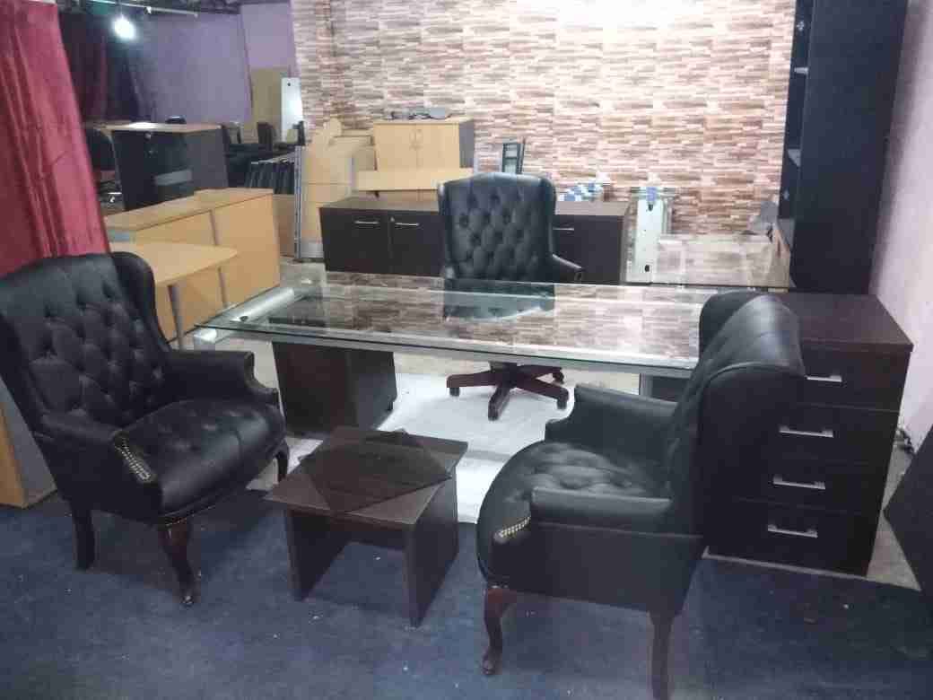 اثاث مكتبي شبه جديد بأسعار مغريه
لا تنسَ أنك شاهدت هذا الإعلان في عنكبوت
مكاتب شبه جديد...