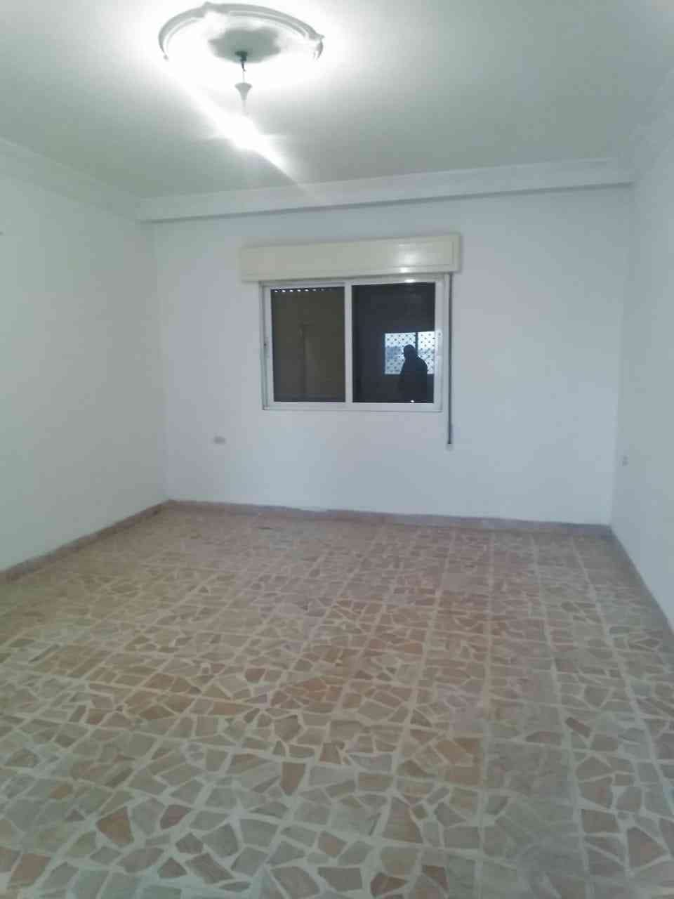 شقة فارغة للايجار ضاحية الامير حسن 160م 200 شهري
لا تنسَ أنك شاهدت هذا الإعلان في عنكبوت
شقة...