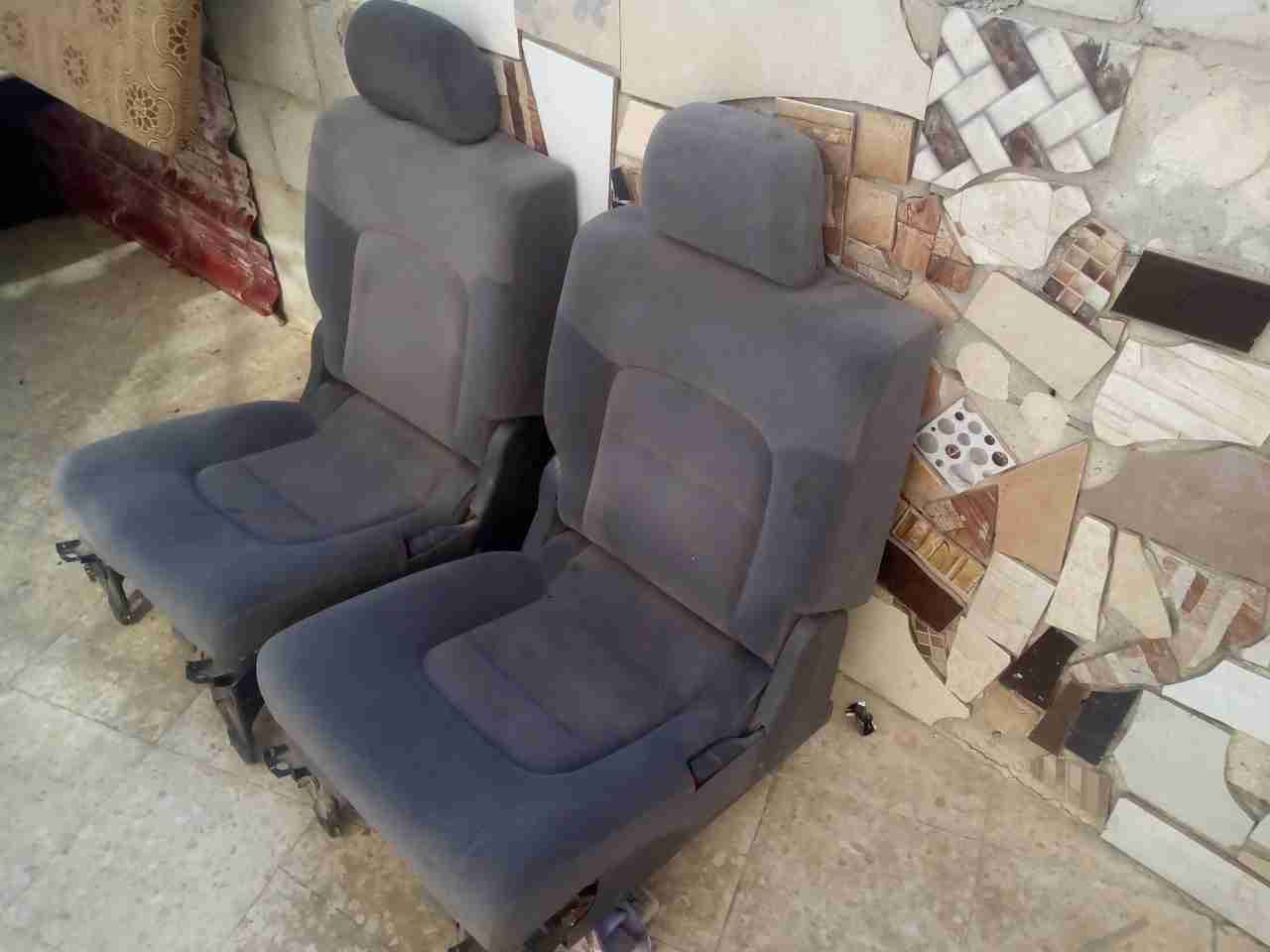 كراسي امامية
لا تنسَ أنك شاهدت هذا الإعلان في عنكبوت
كراسي امامية عدد2 يصلحن لبك اب اوسياره
ب...