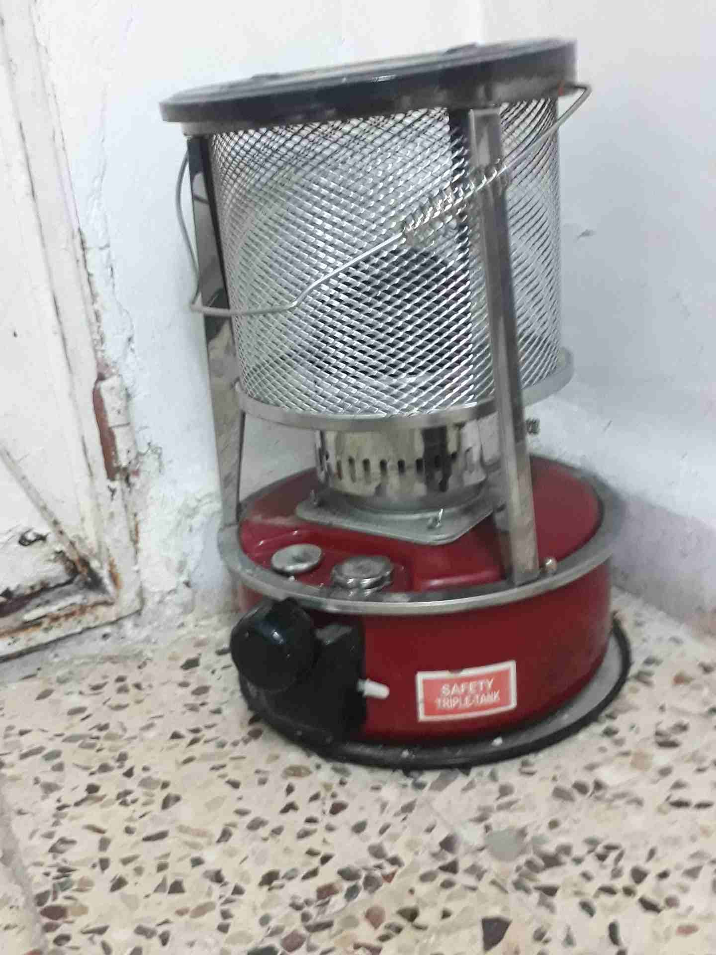 للبدل على صوبه كهرباء
لا تنسَ أنك شاهدت هذا الإعلان في عنكبوت
للبدل على صوبه كهرباء...