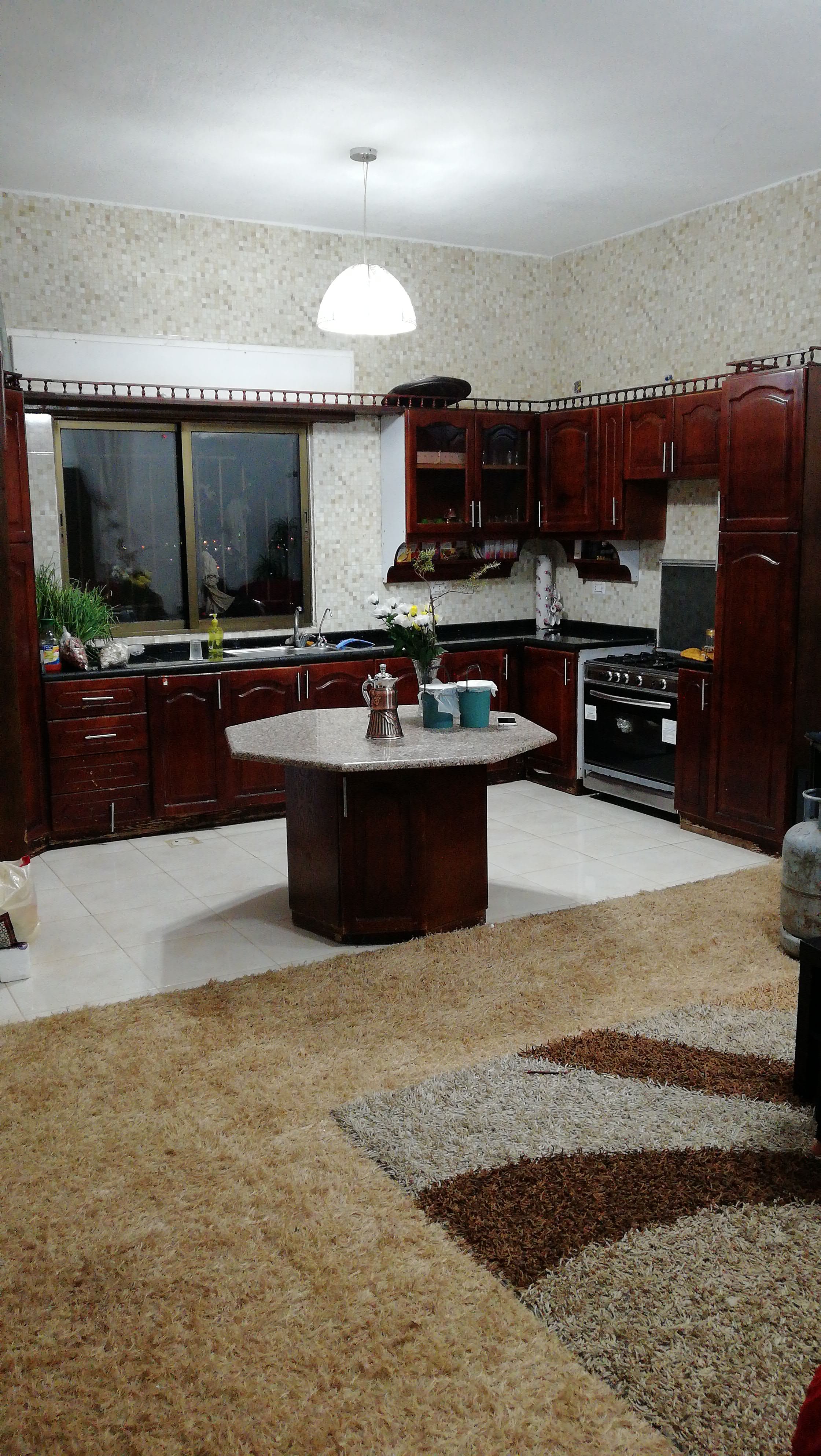اربد. لواء الكوره. الأشرفية
لا تنسَ أنك شاهدت هذا الإعلان في عنكبوت
مطبخ خشب بلوط صلد في حاله...