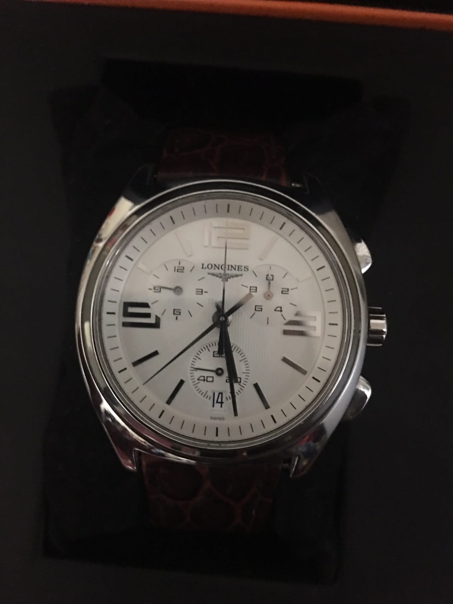 ساعة longines اصلية 100%
لا تنسَ أنك شاهدت هذا الإعلان في عنكبوت
ساعة لونجين سويسرية 100%
مو...