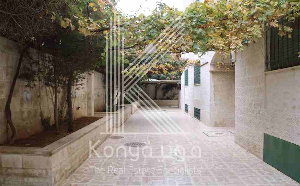 عمارة تجارية للبيع في منطقة الدوار الثالث
لا تنسَ أنك شاهدت هذا الإعلان في عنكبوت
عمارة سكنية في...