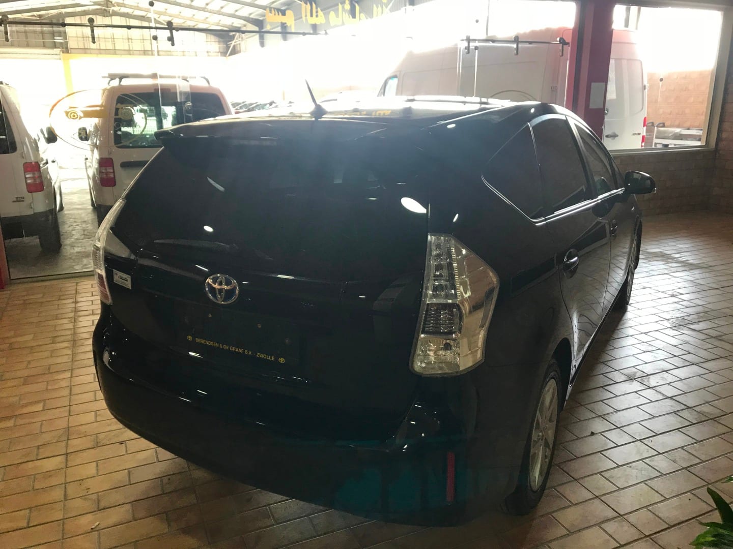 تويوتا بريوس بلس // سبع مقاعد عائليه 2013 TOYOTA - لون أسود -
لا تنسَ أنك شاهدت هذا الإعلان في عنكبوت...