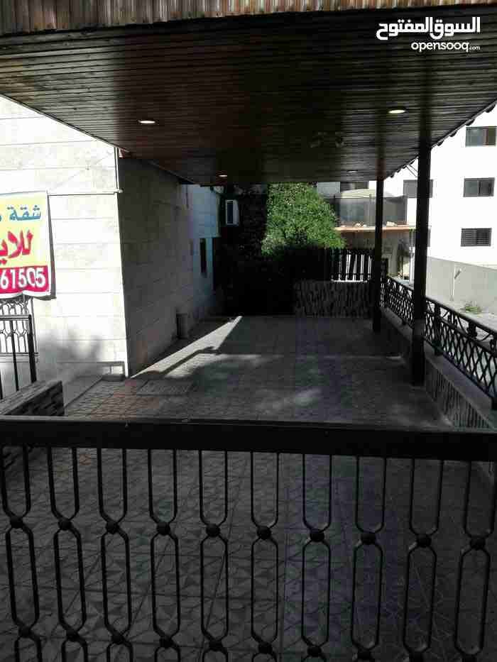 شقة ارضية مفروشة للايجار في موقع مميز بين عبدون والصويفيه وديرغبار بأفضل الاسعار
لا تنسَ أنك شاهدت هذا الإعلان في عنكبوت...