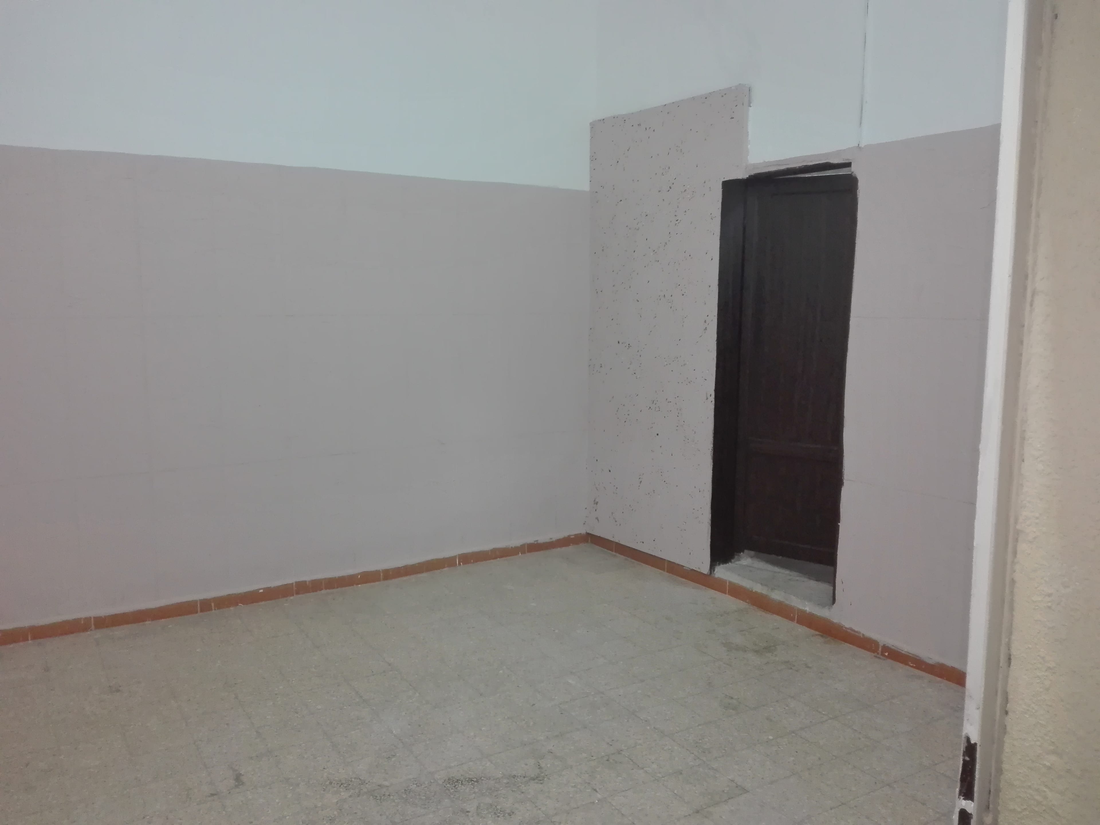 عمارة طابقين للبيع في (جبل النصر)
لا تنسَ أنك شاهدت هذا الإعلان في عنكبوت
الطابق الأول مكون م...