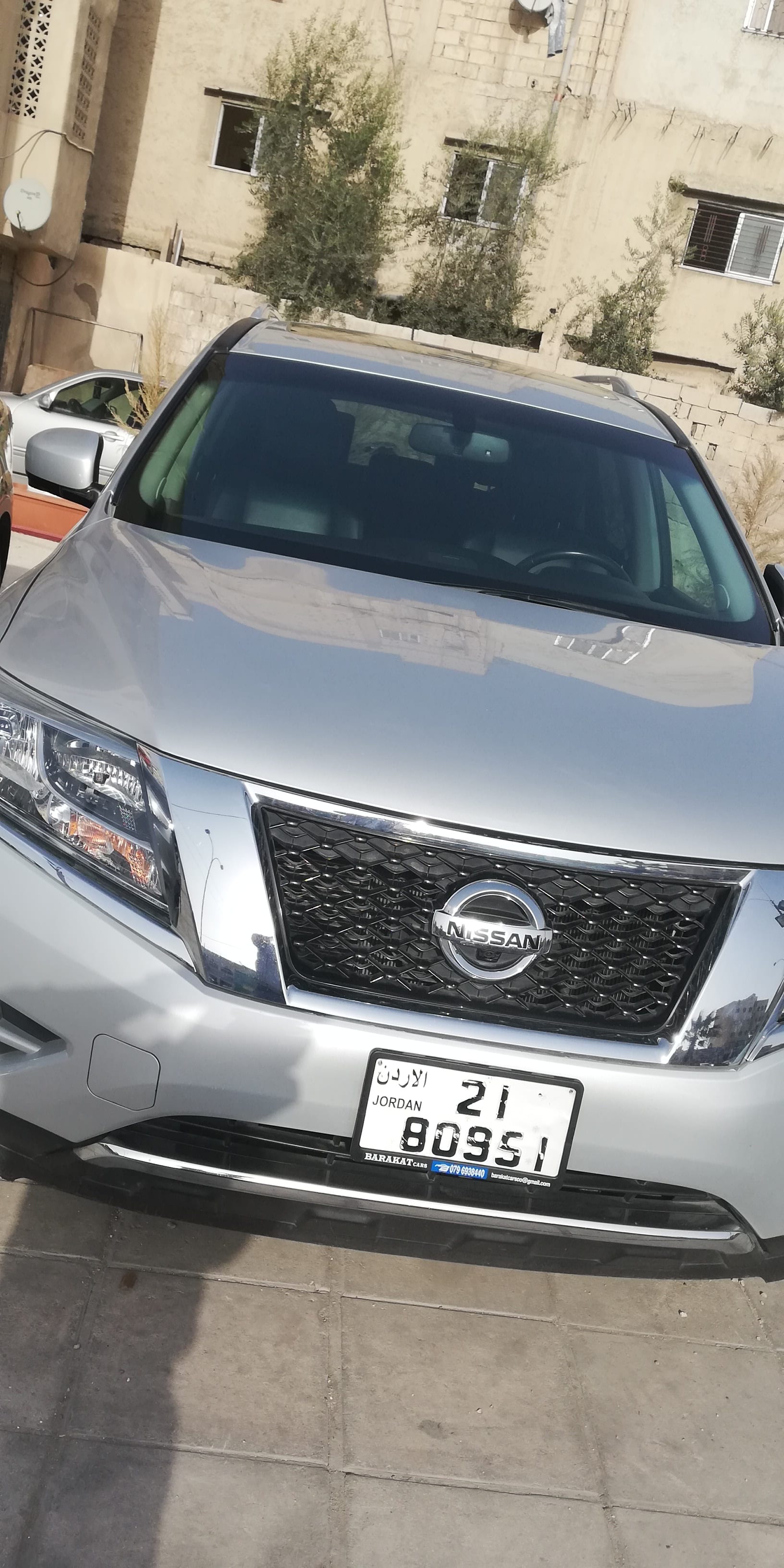 Nissan Pathfinder 2014 platinum
لا تنسَ أنك شاهدت هذا الإعلان في عنكبوت
Alarm
Back-Up Camera...