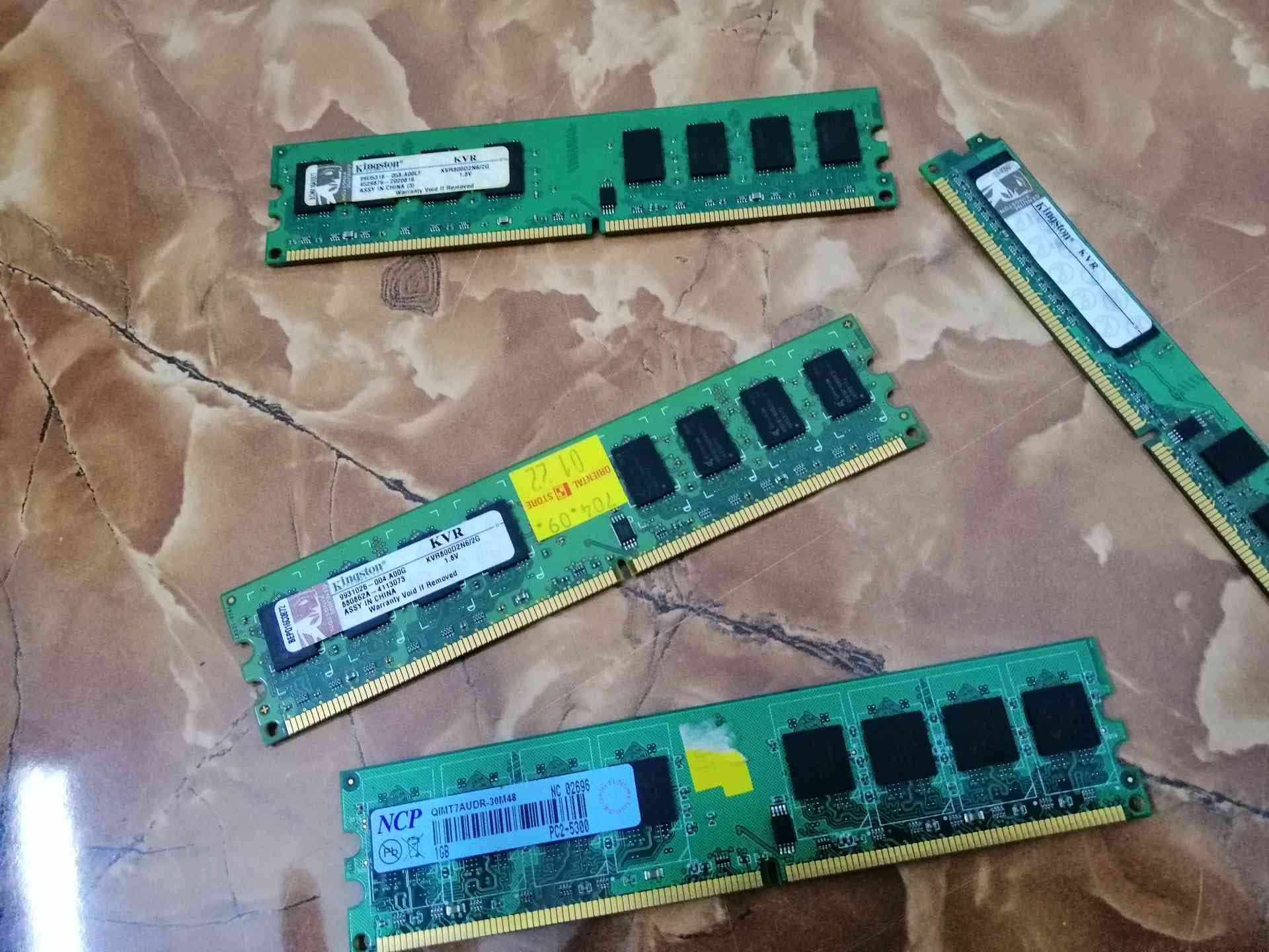 رامات ddr2 للبيعع
لا تنسَ أنك شاهدت هذا الإعلان في عنكبوت
رام ddr2 _2g عدد 2 الحبة ب 10
رام d...