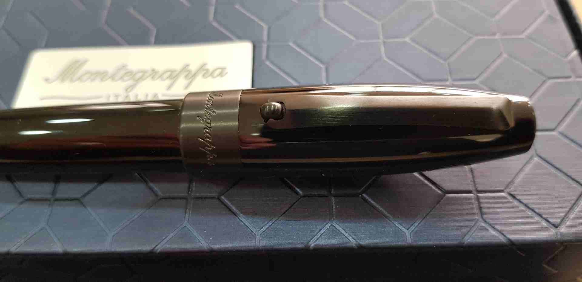 قلم مونتيجراببا فورتونا ايطاليا Montegrappa Fortuna Italia
لا تنسَ أنك شاهدت هذا الإعلان في عنكبوت...